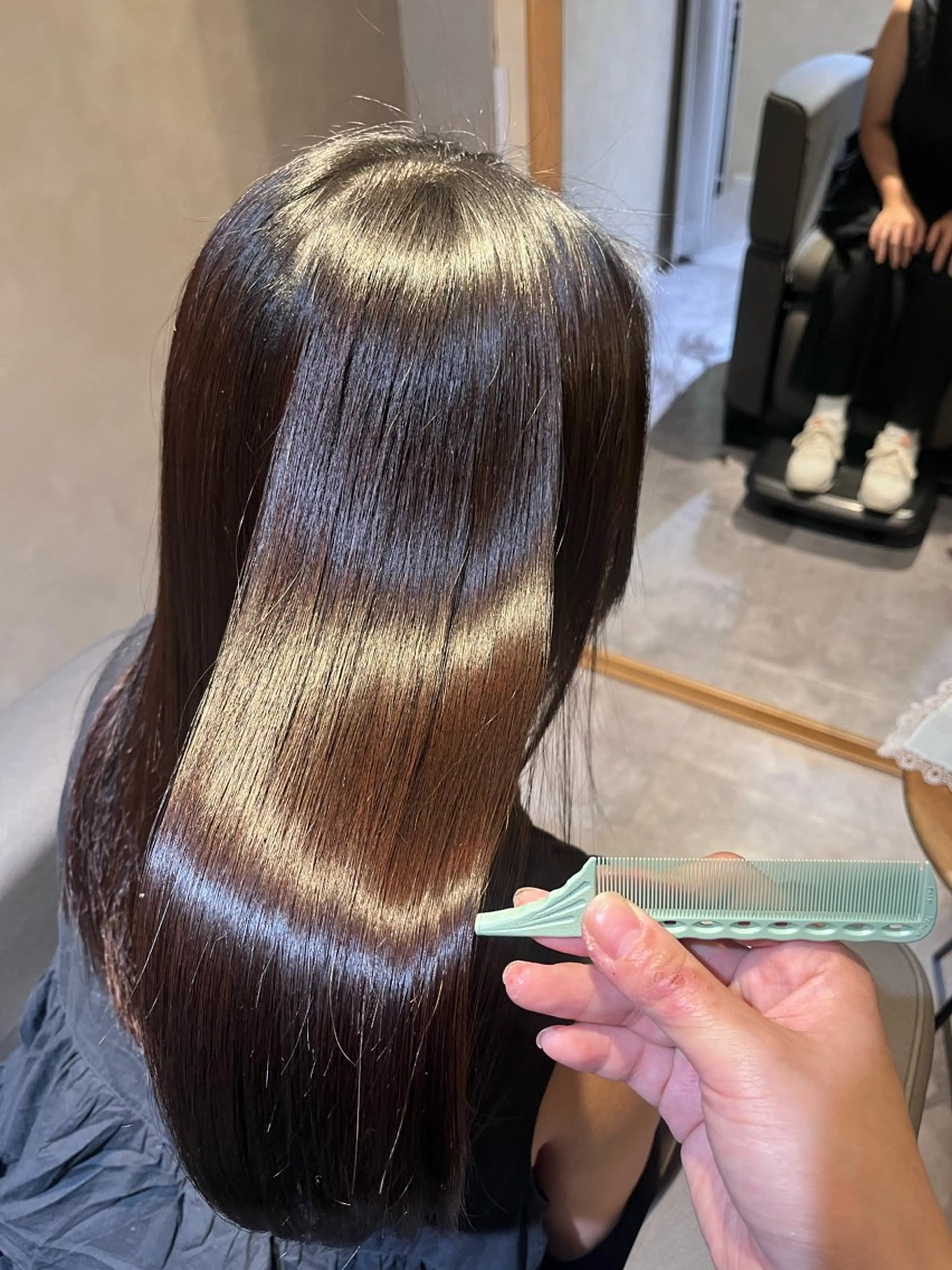 セミロング カット ヘアカラー トリートメント AVANCE.西宮北口所属・AVANCE. 古川楓のヘアスタイル