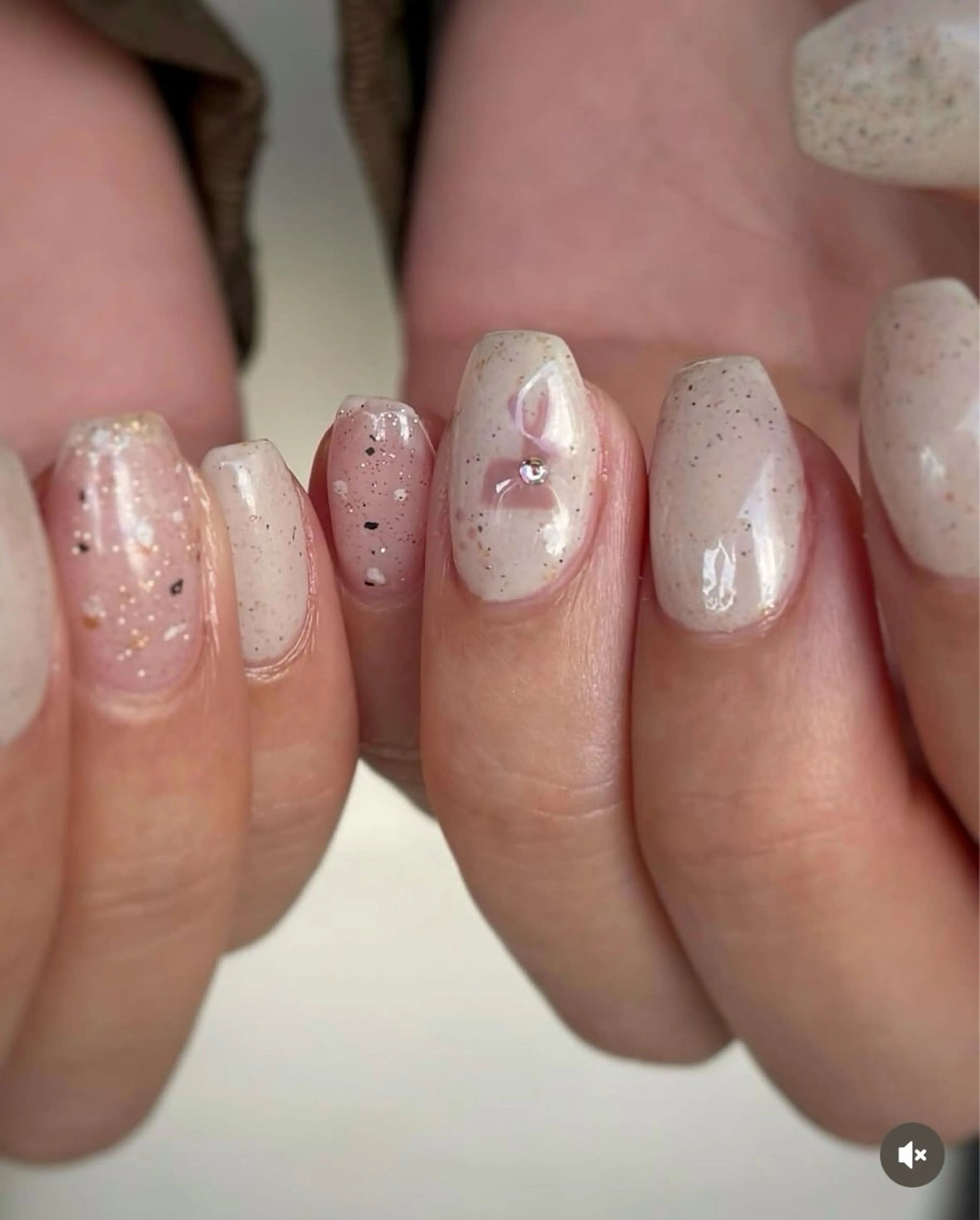 ネイル ハンドネイル FIORITURA Maikoのネイルデザイン