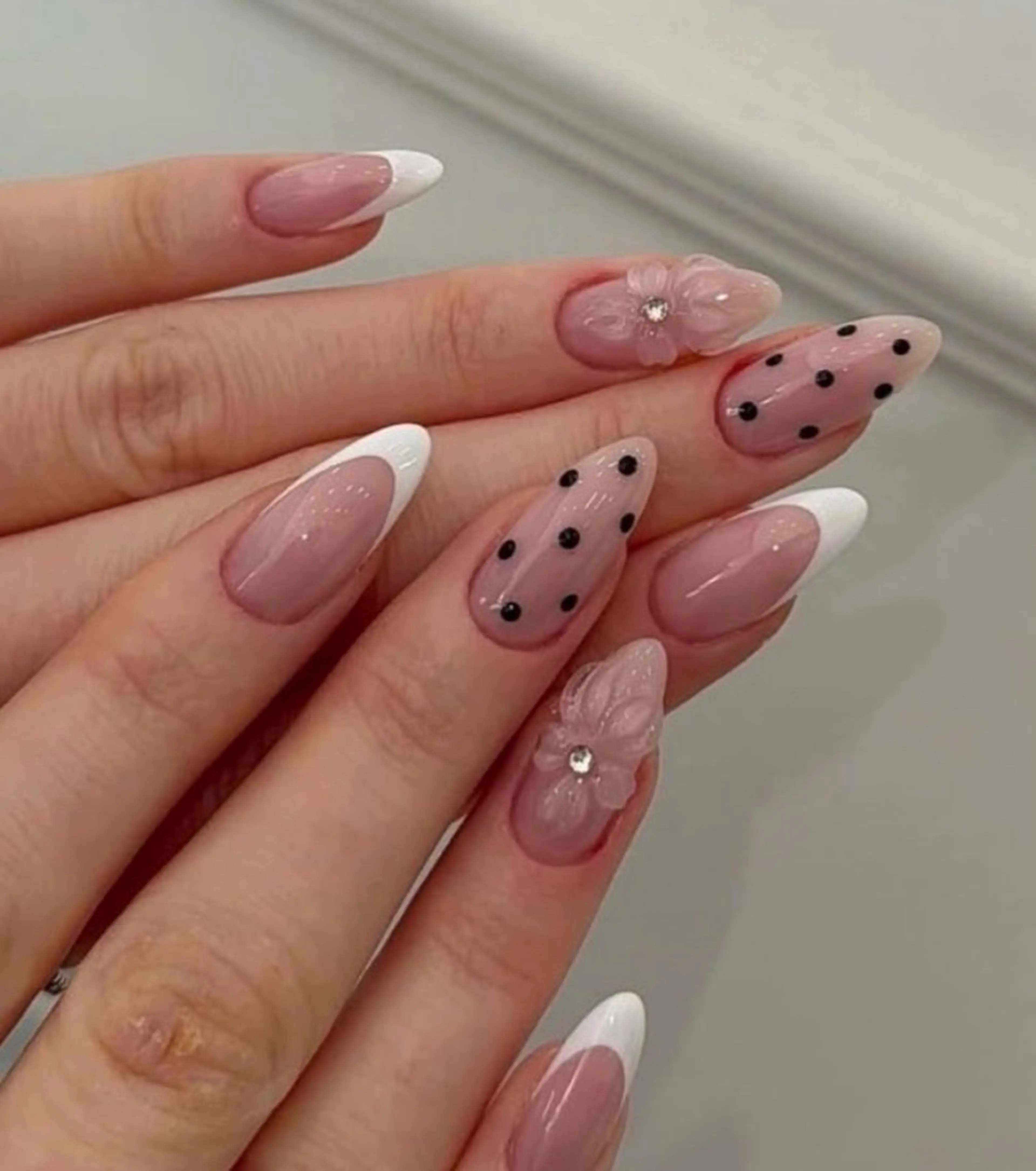 新人練習モデル⭐️ (持ち込みデザイン)+長さだし10本 △オフなしの写真