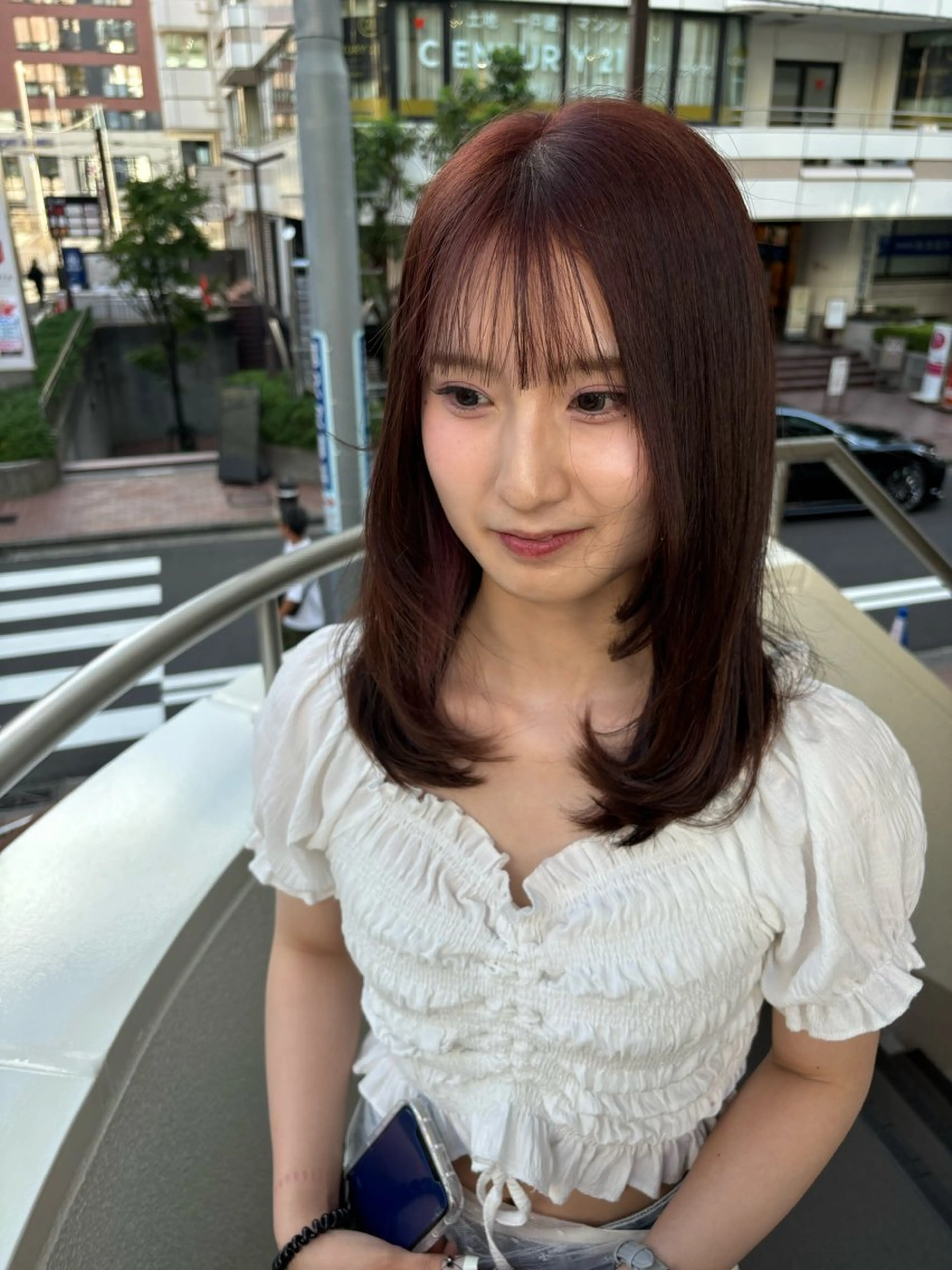 セミロング カラー 羽エクステ/シール エクステ/横浜駅5分のヘアスタイル