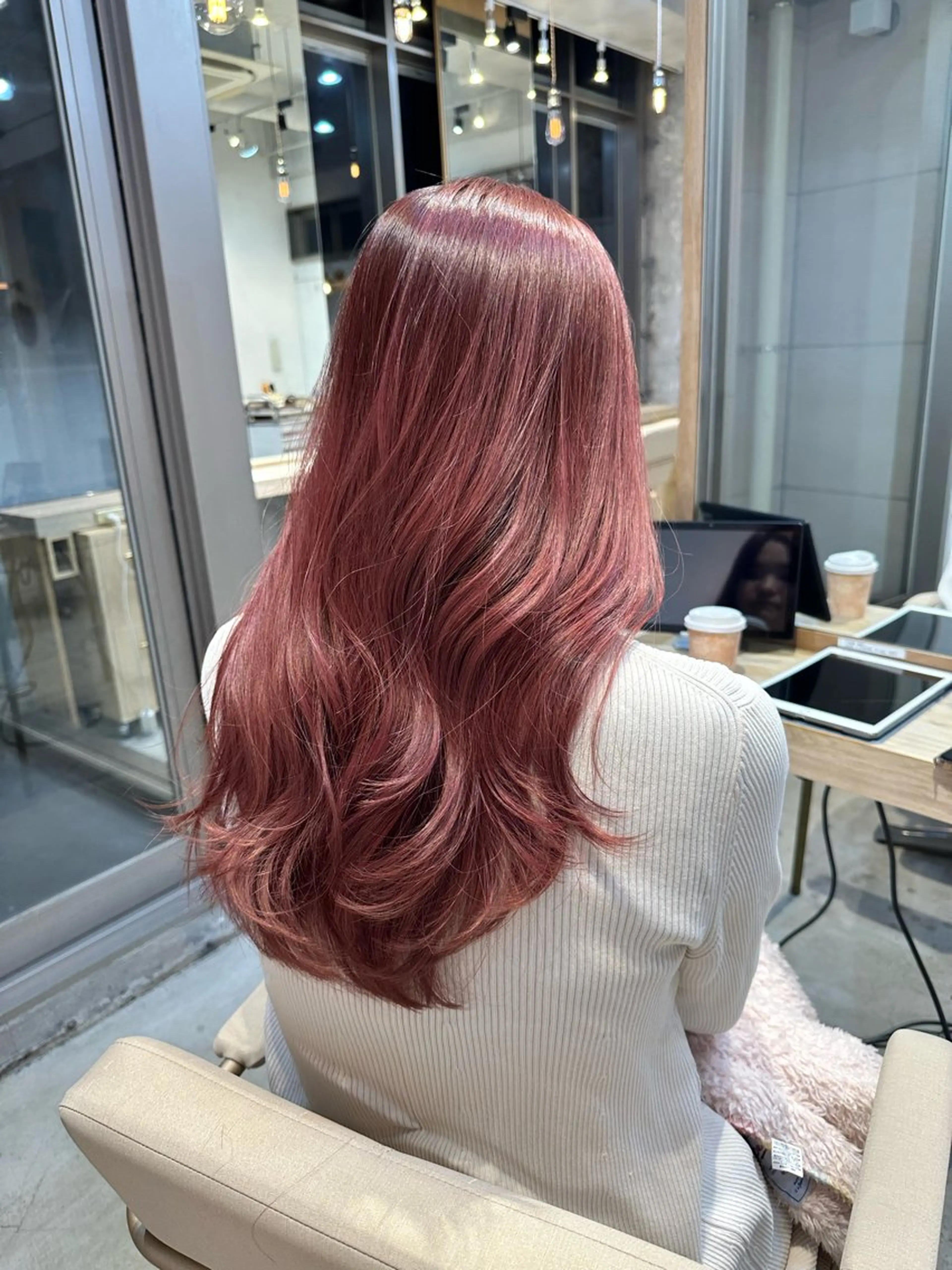 ロング カラー カット ヘアカラー 𝐑𝐮𝐧𝐚 🩵のヘアスタイル