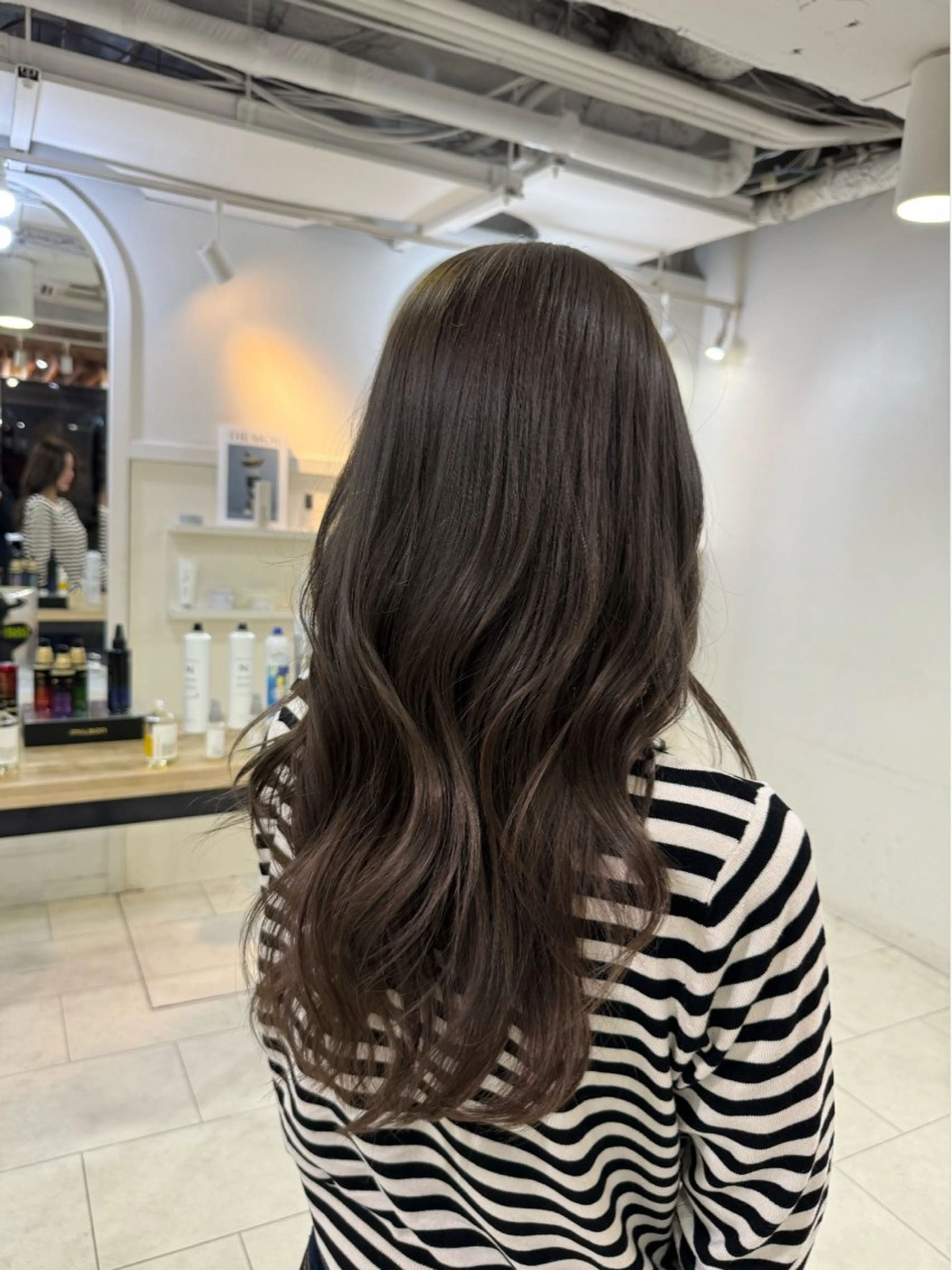 カラー ブリーチ グレージュ ブリーチなしカラー QUEEN'S GARDEN by k-two shinsaibashi所属・k-two心斎橋 ヨシダヒロトのヘアスタイル