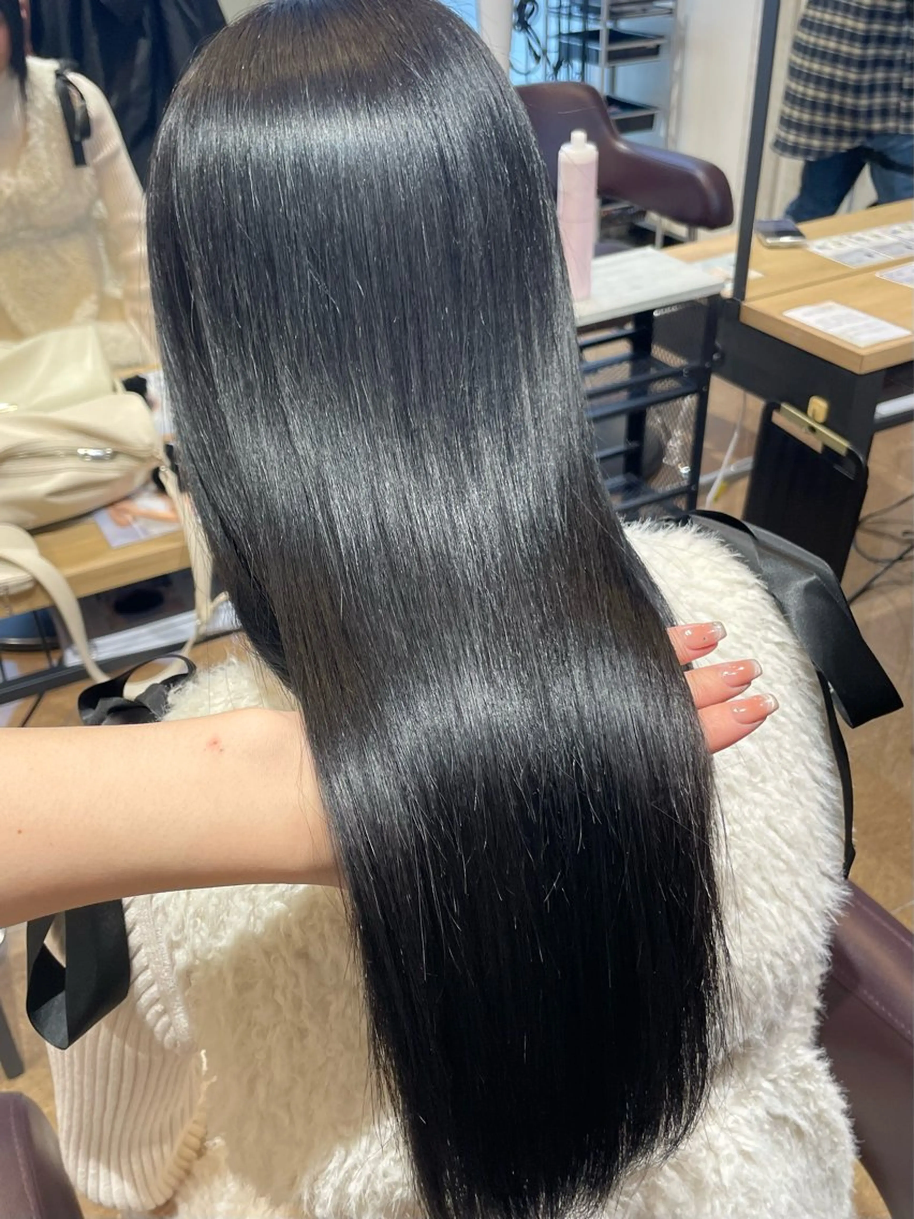 ロング ヘアカラー Plus lib 伊東 美咲のヘアスタイル