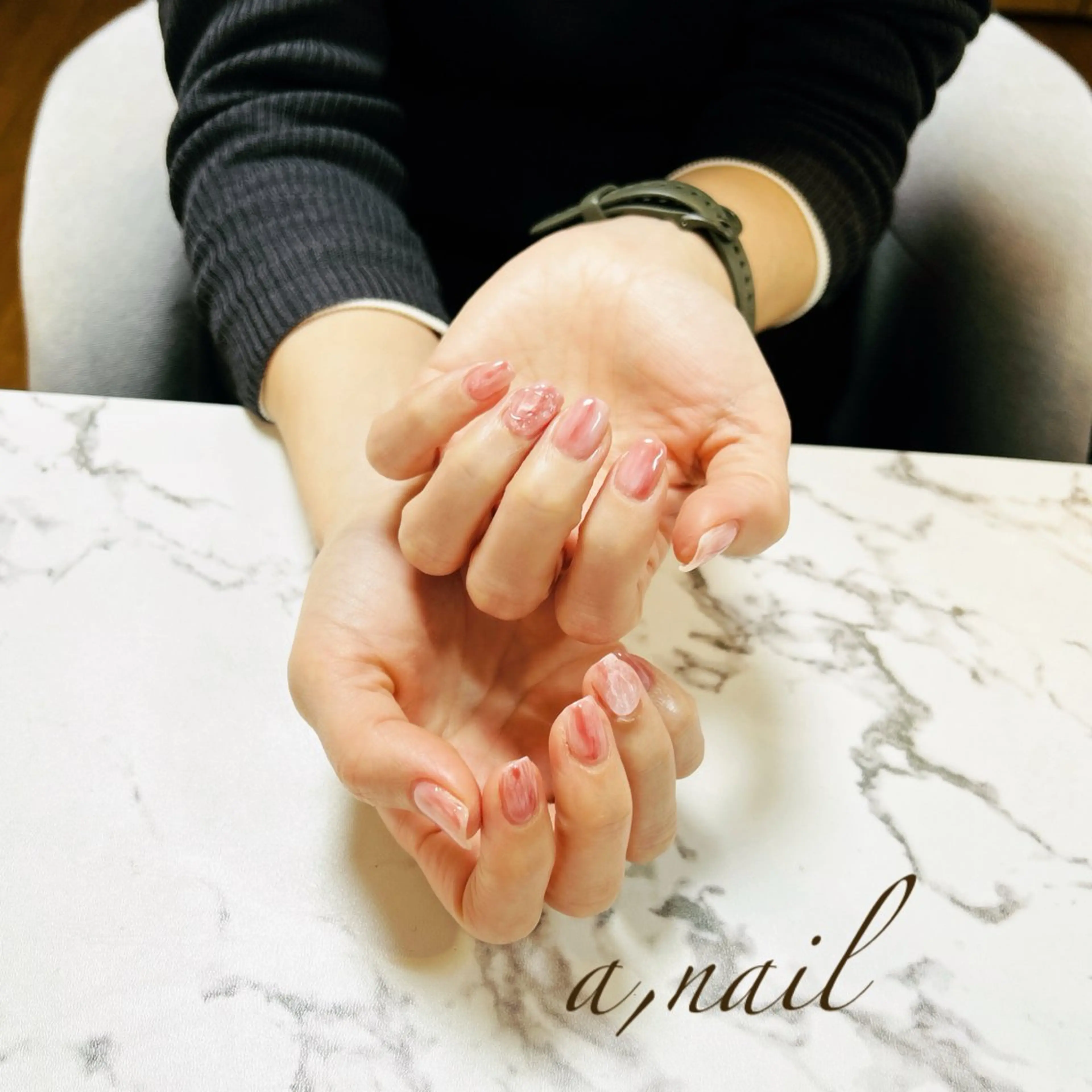ネイル ニュアンスネイル オフィスネイル ぷっくりネイル シンプルネイル ハンドネイル ネイルサロン エーネイルのネイルデザイン