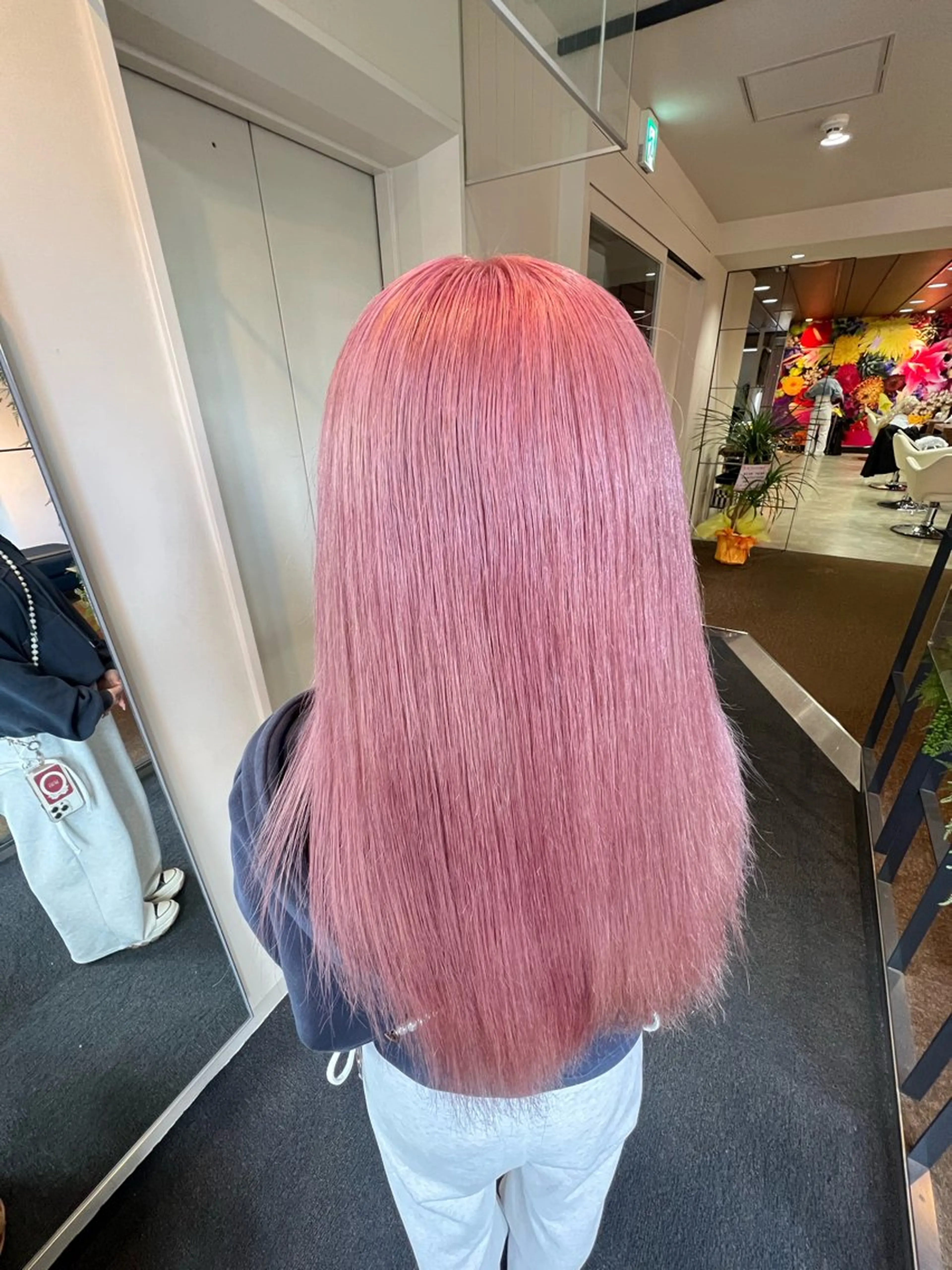 セミロング ヘアカラー 高田 羊真のヘアスタイル