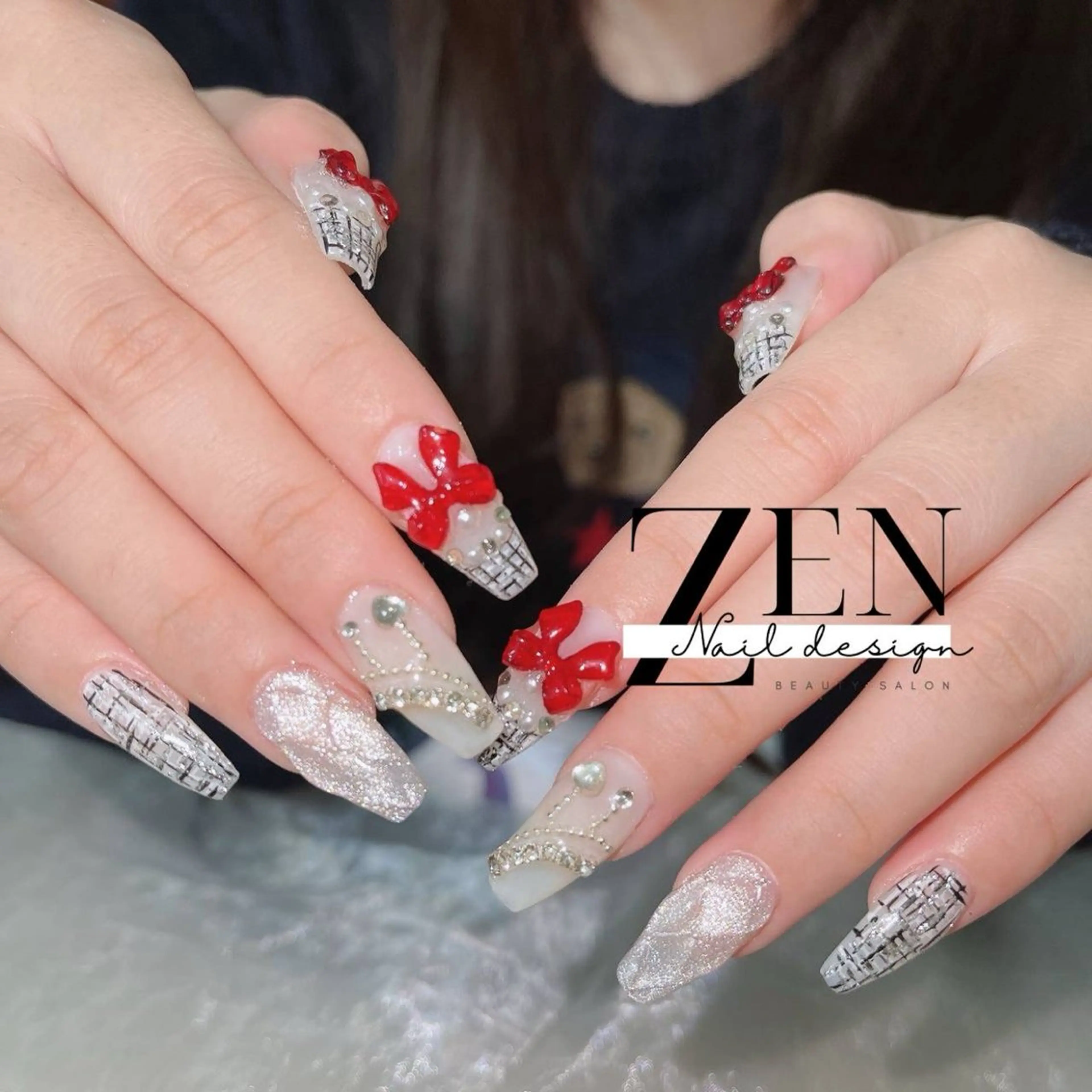 ネイル チークネイル フレンチネイル ジェルネイル 韓国ネイル マグネットネイル ハンドネイル Zen Nail Design 池袋のネイルデザイン