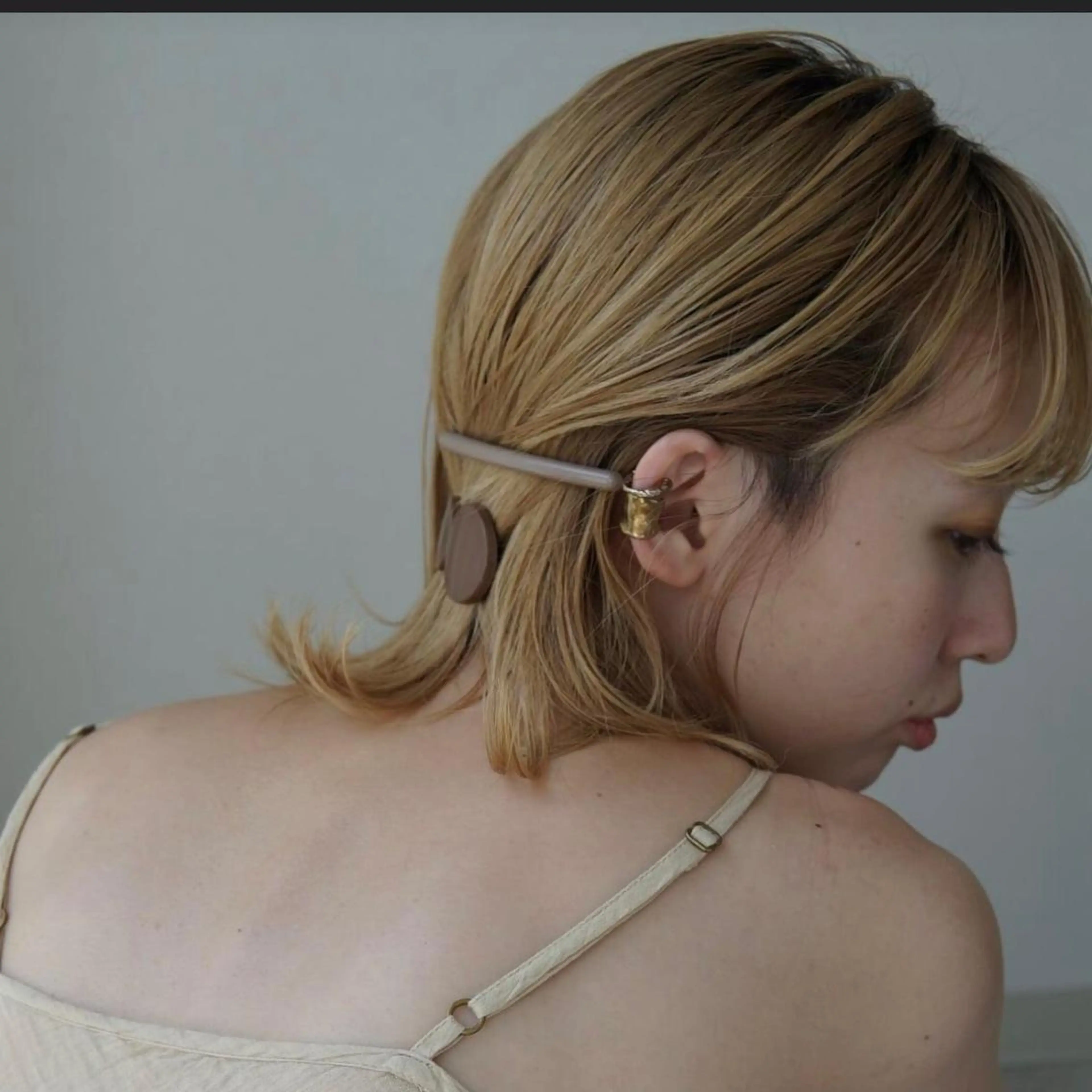 ミディアム カラー FERIA  fam 桃山台　　菊田彩花のヘアスタイル