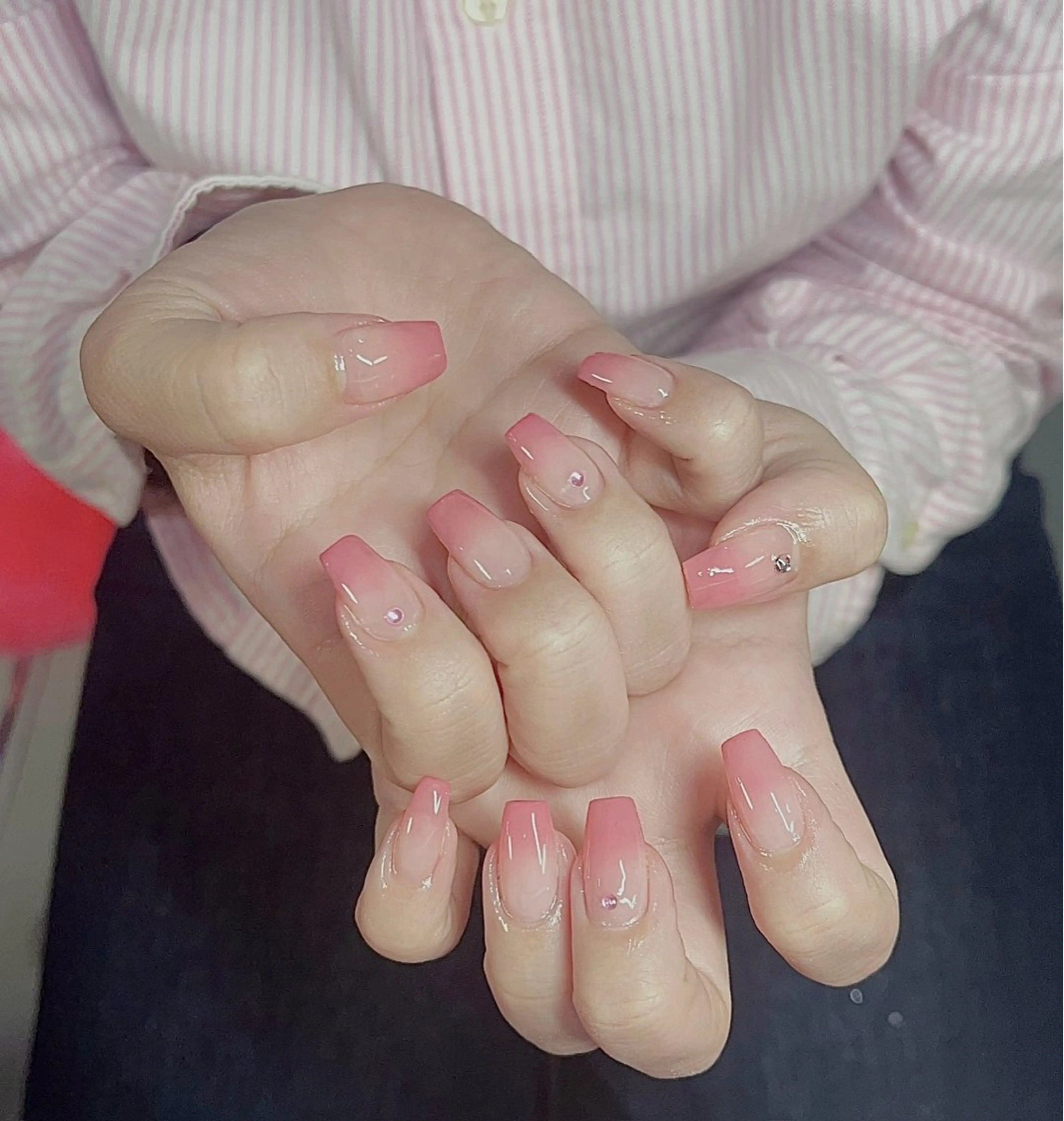 ネイル ハンドネイル アユリ リリのネイルデザイン