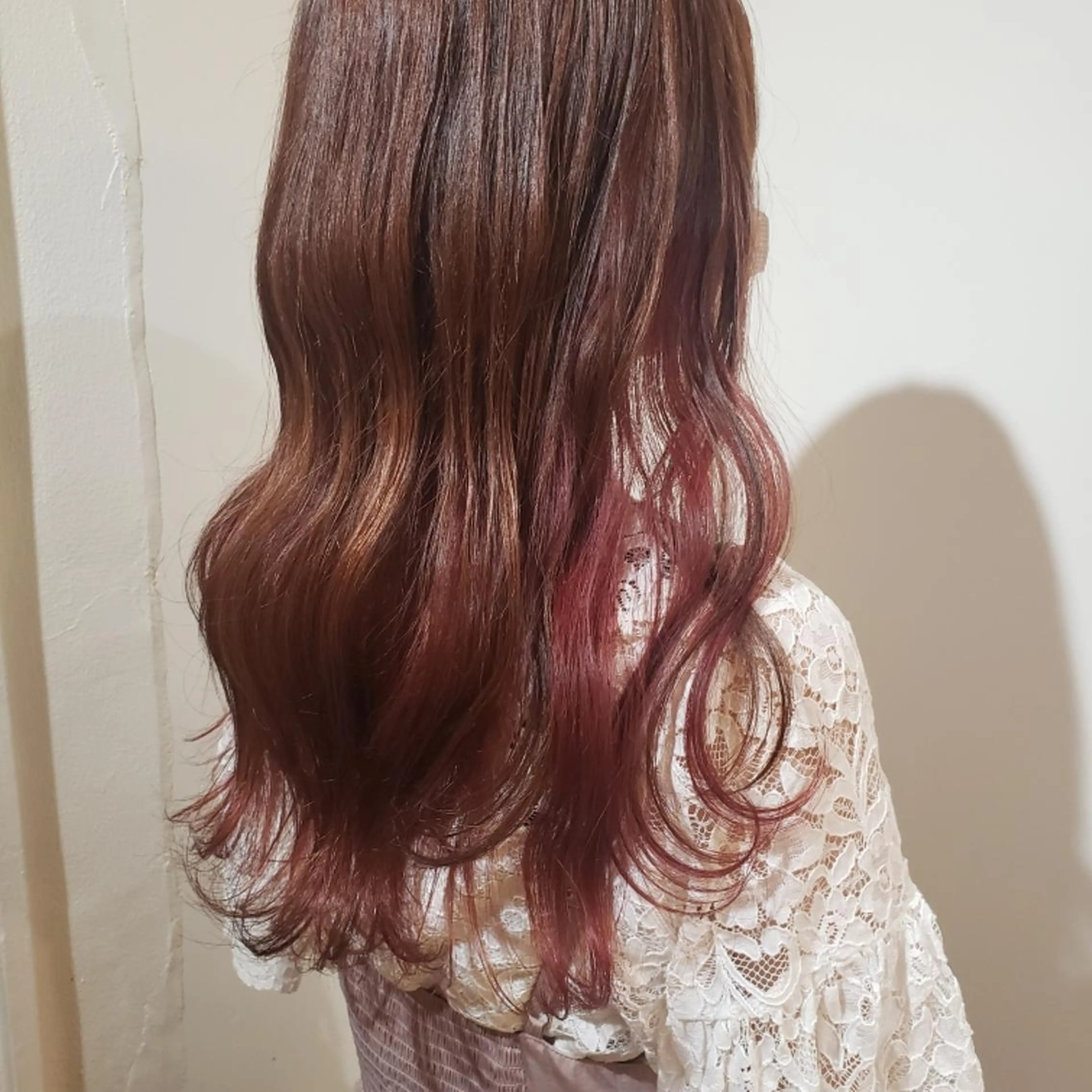 ロング カット 縮毛矯正 トリートメント 🇰🇷透明感×ハイ トーン🌟tomoのヘアスタイル