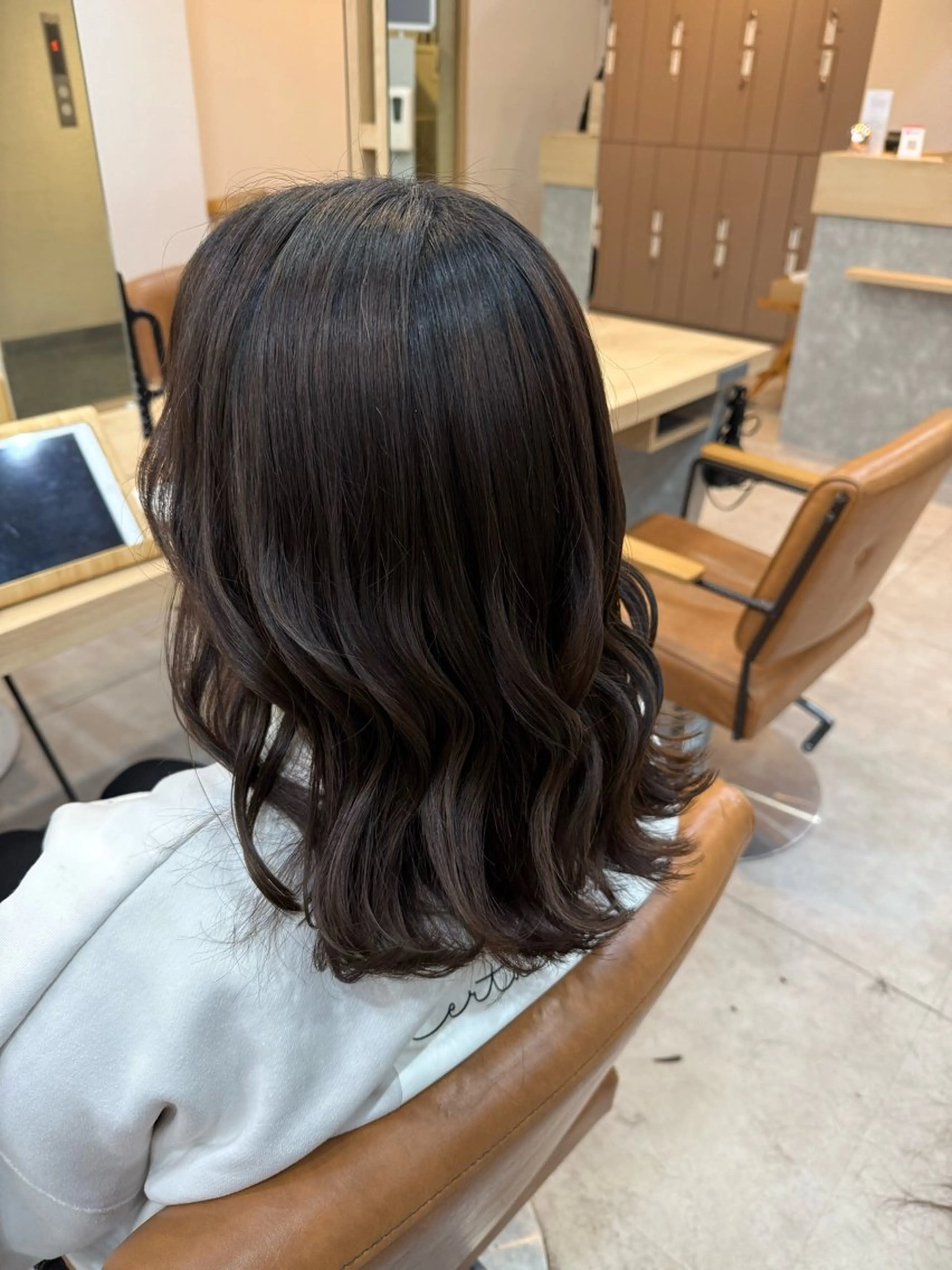 ミディアム 櫻井 サクラのヘアスタイル