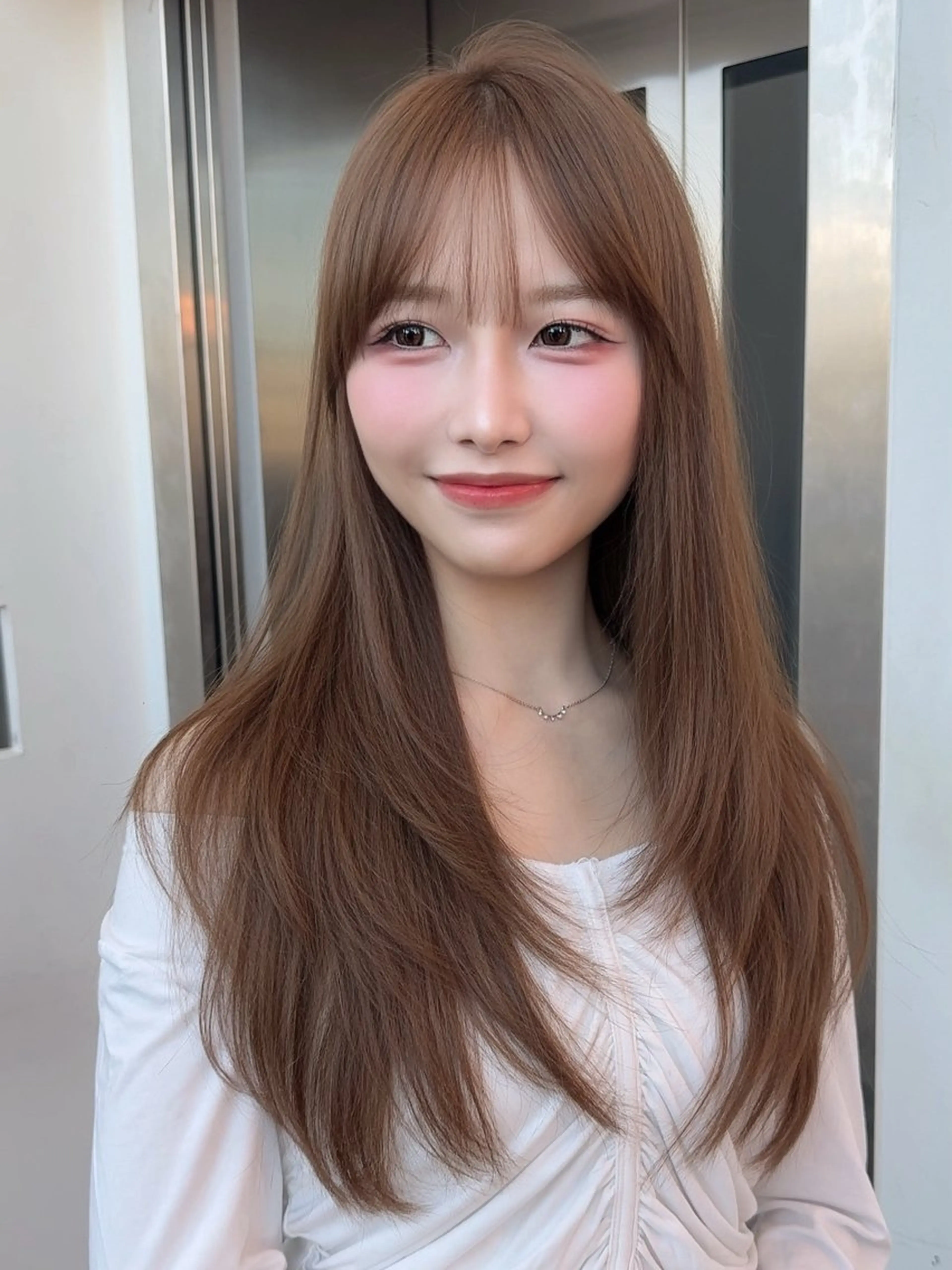 ロング カット トリートメント Lond Le'a /ハイトーンカラーのヘアスタイル