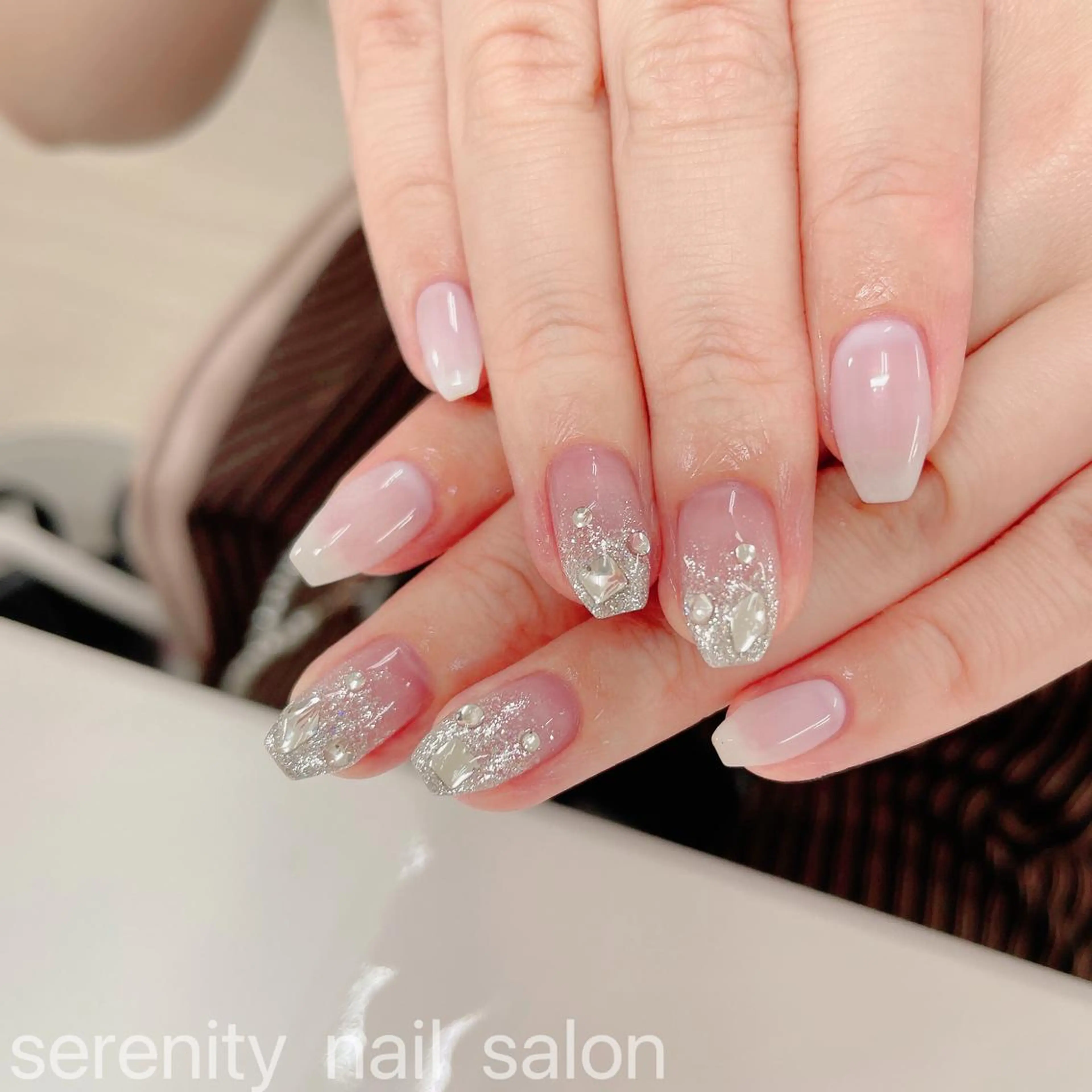 ネイル ハンドネイル ハンドケア ✨Serenity Nail salonのネイルデザイン