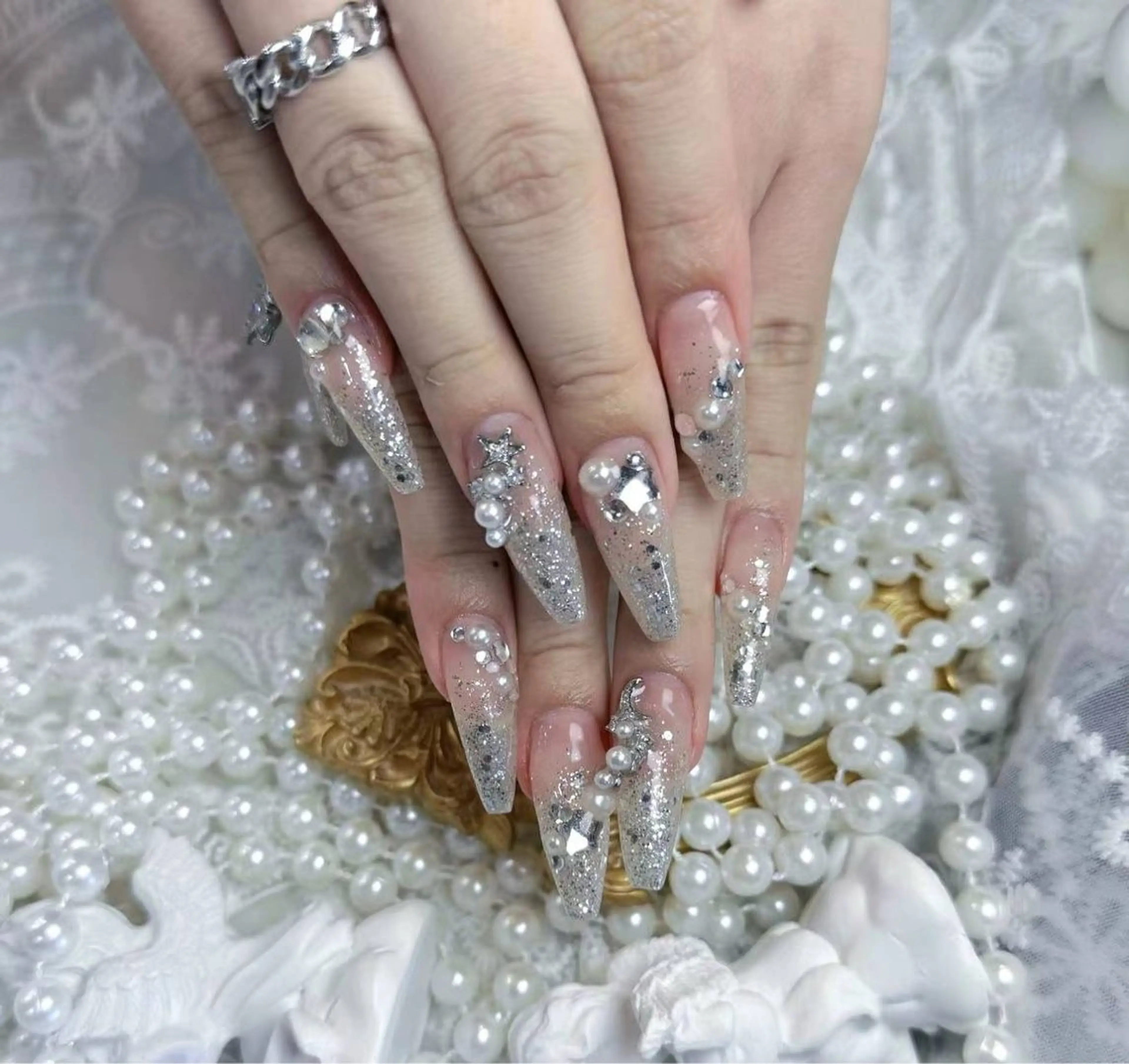 ネイル アートネイル フラワーネイル フットネイル ジェルネイル キラキラネイル Babarla Nailのネイルデザイン