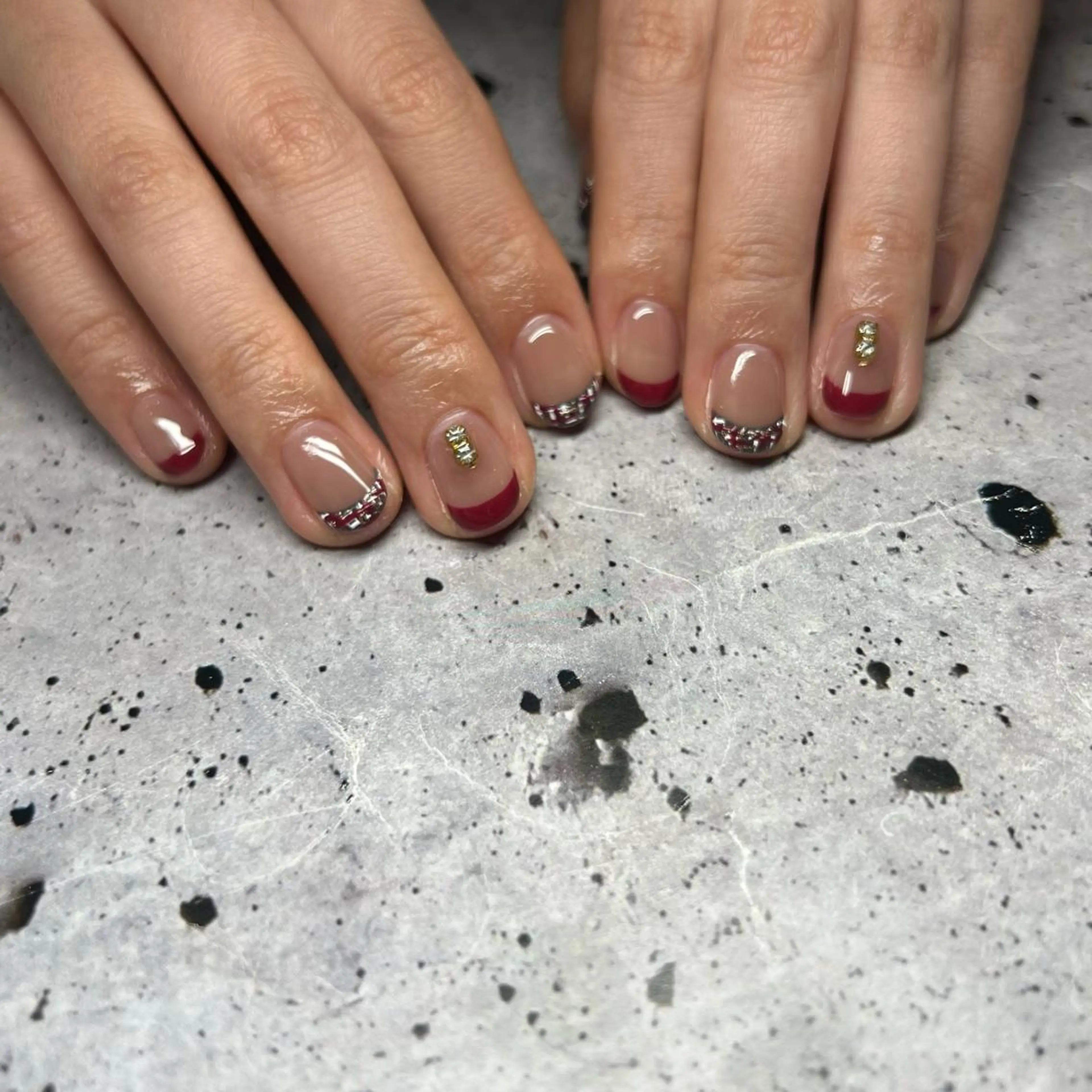 ネイル ハンドネイル 𝐫𝐚𝐢 𝐧𝐚𝐢𝐥の眉毛・アイブロウイメージ