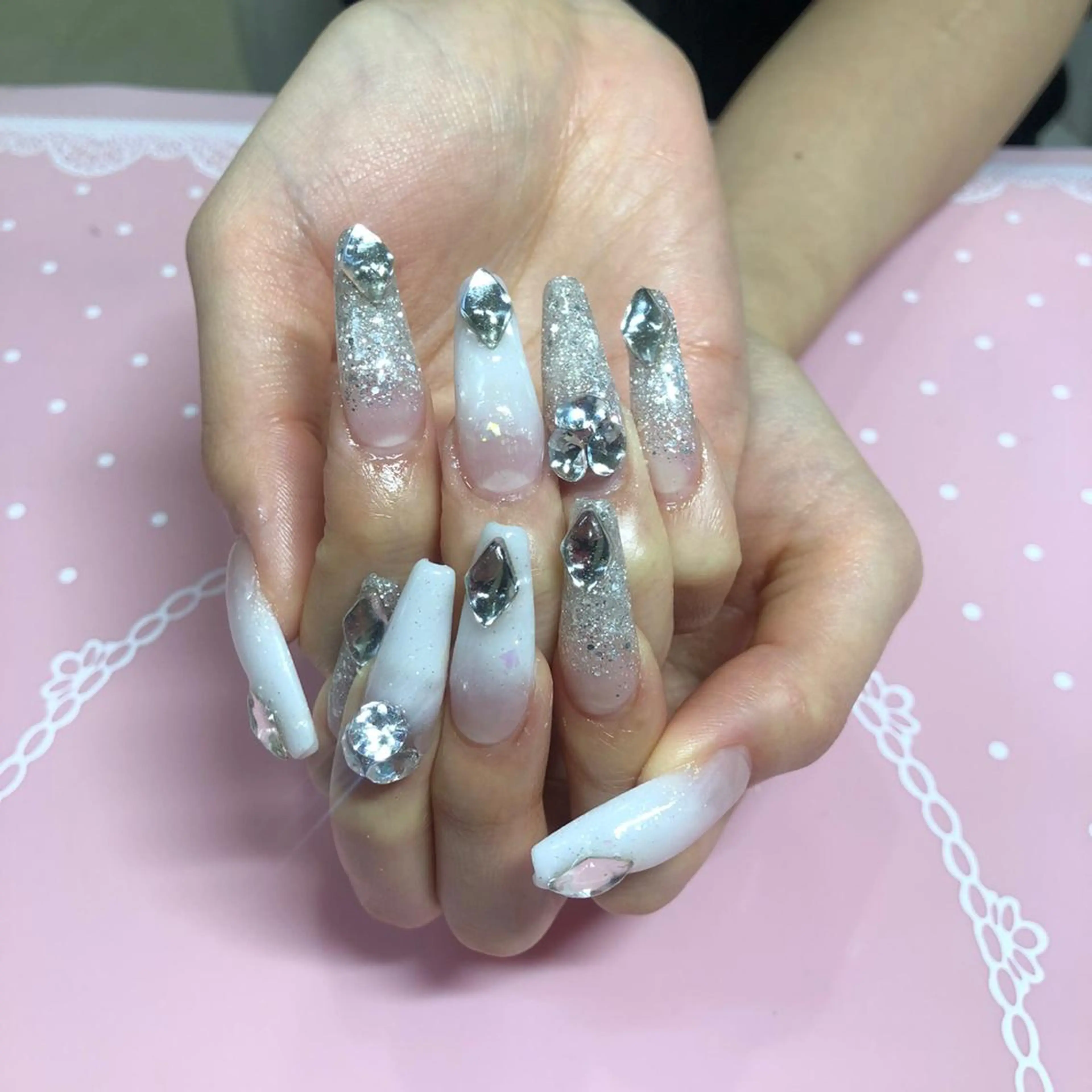 ロング ネイル ストーンネイル ハンドネイル 《LB》ラブリエ Nail&eyeのマツエク・マツパデザイン