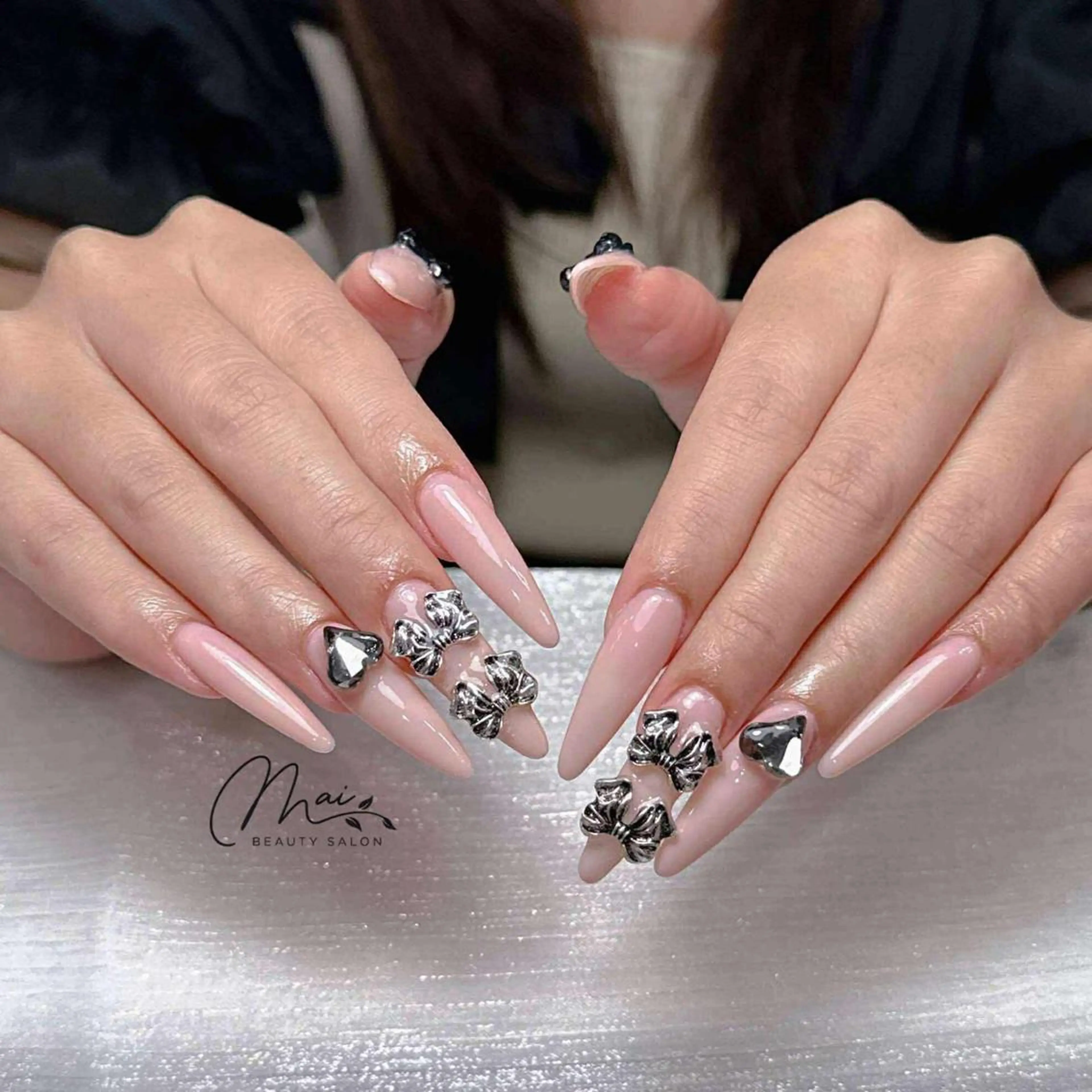 ネイル ジェルネイル パラジェル ワンホンネイル MaiBeauty マイ マイのネイルデザイン