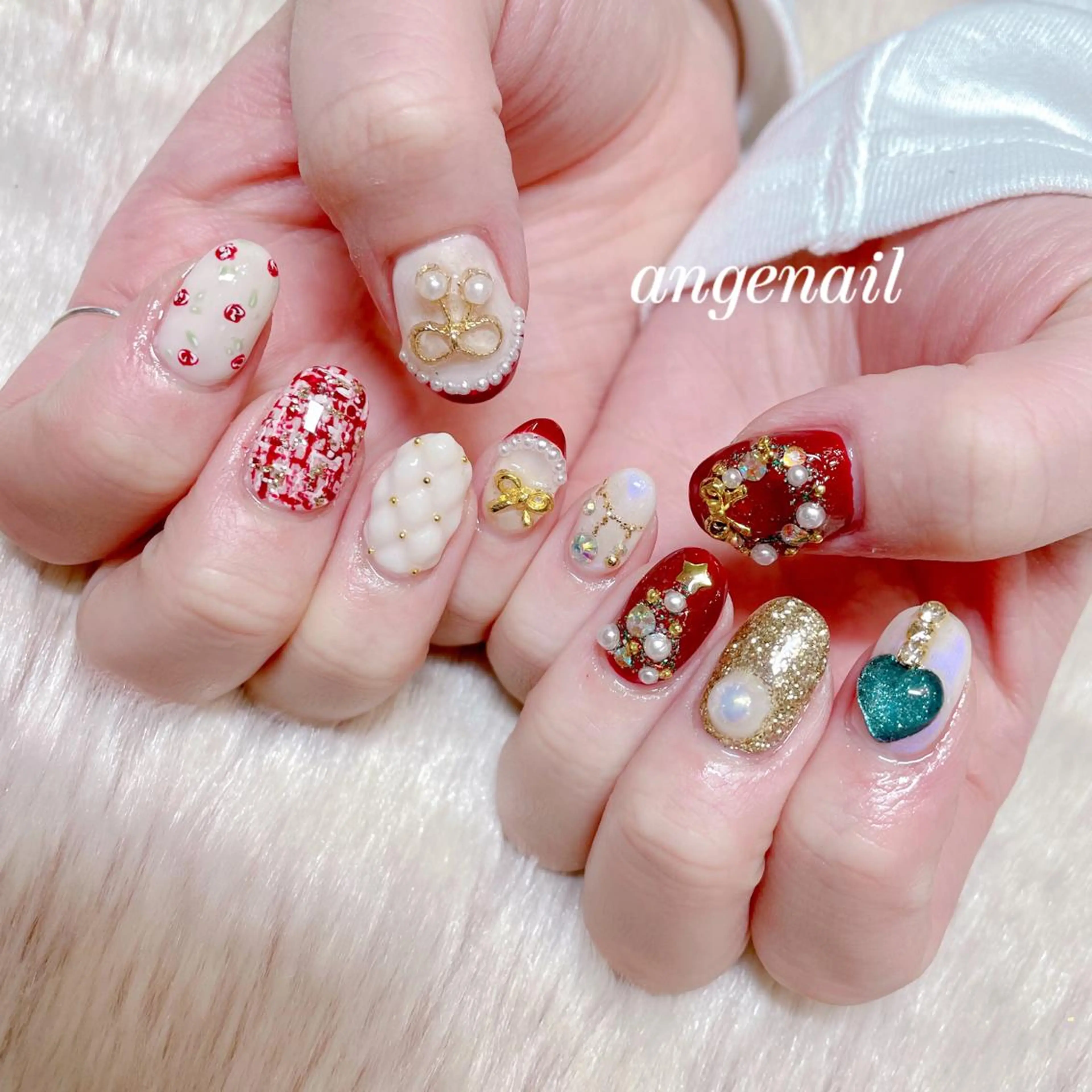 ネイル ハンドネイル オーナーネイリスト MAKIのネイルデザイン