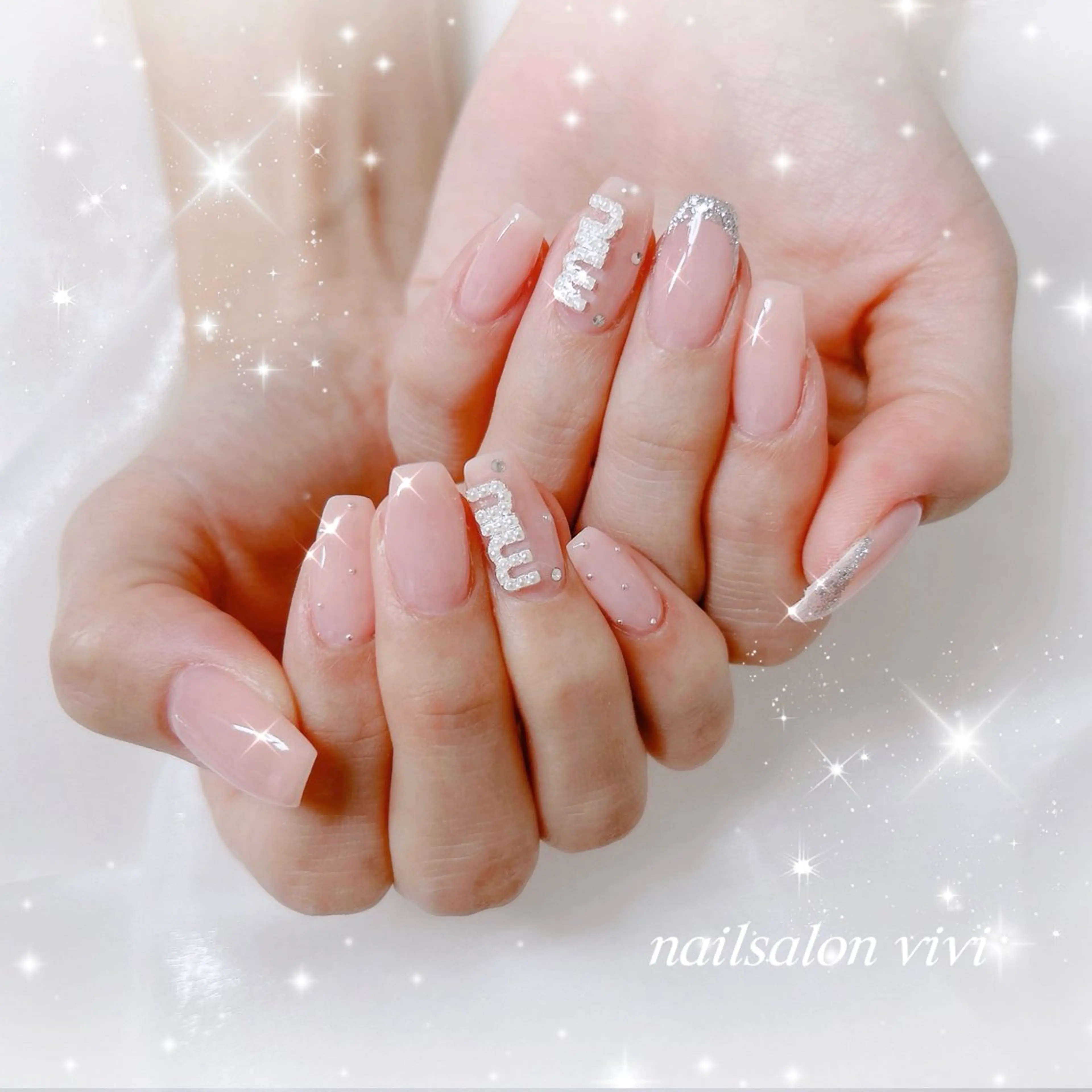 ネイル ＶＩＶＩ nailsalonのネイルデザイン
