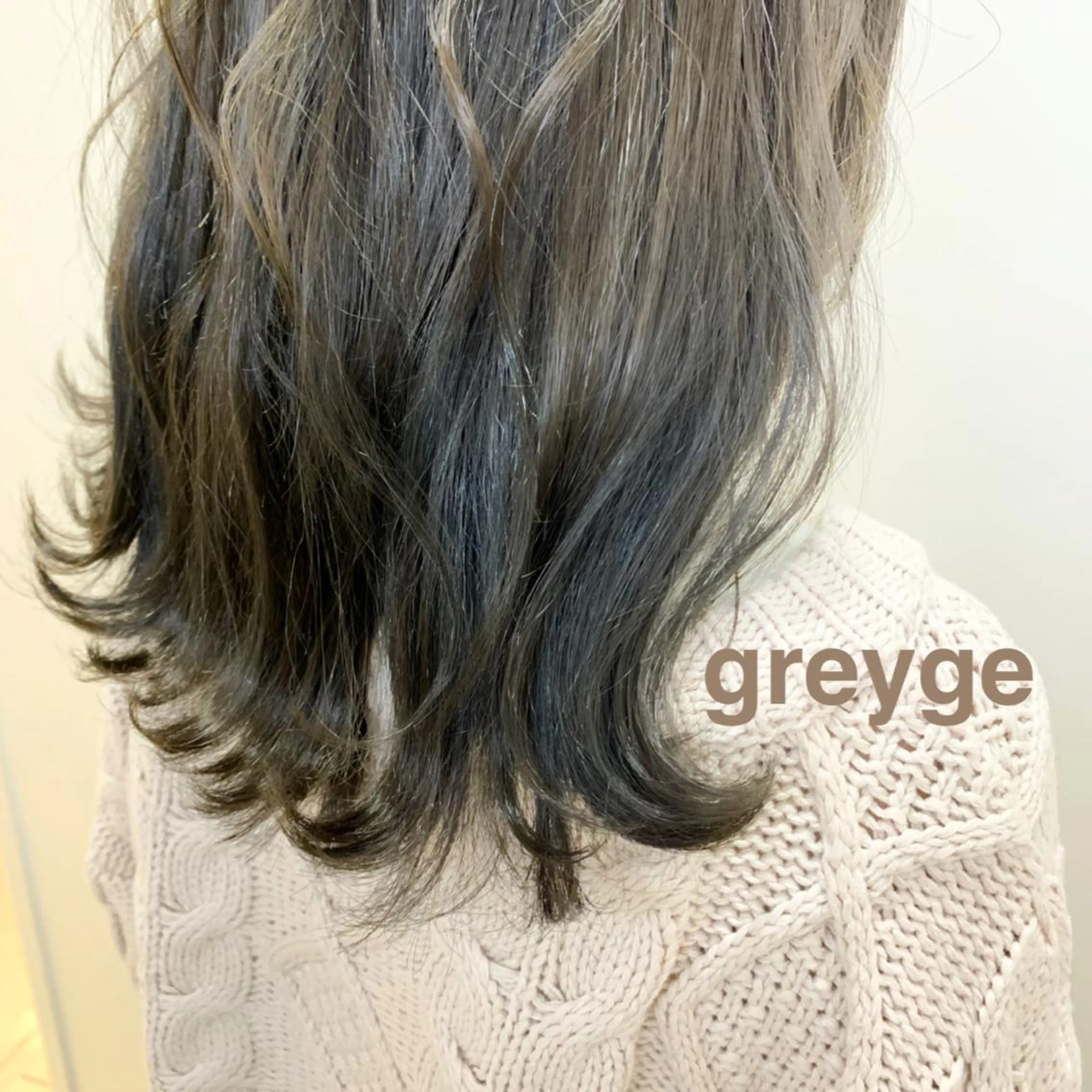 ミディアム カラー yuka .のヘアスタイル