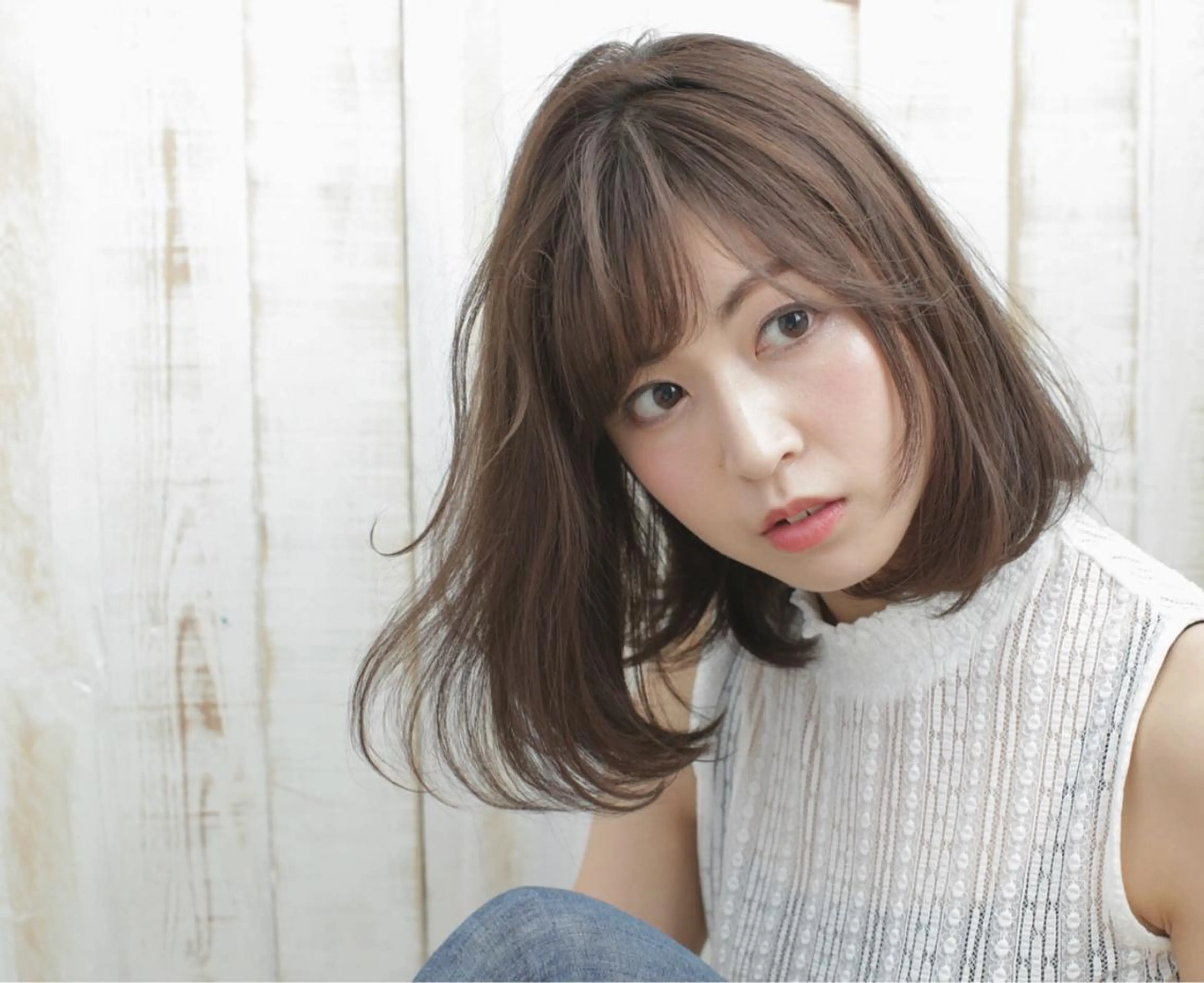 ミディアム カラー ハイライト、レイヤー カット/西梅田/中西のヘアスタイル