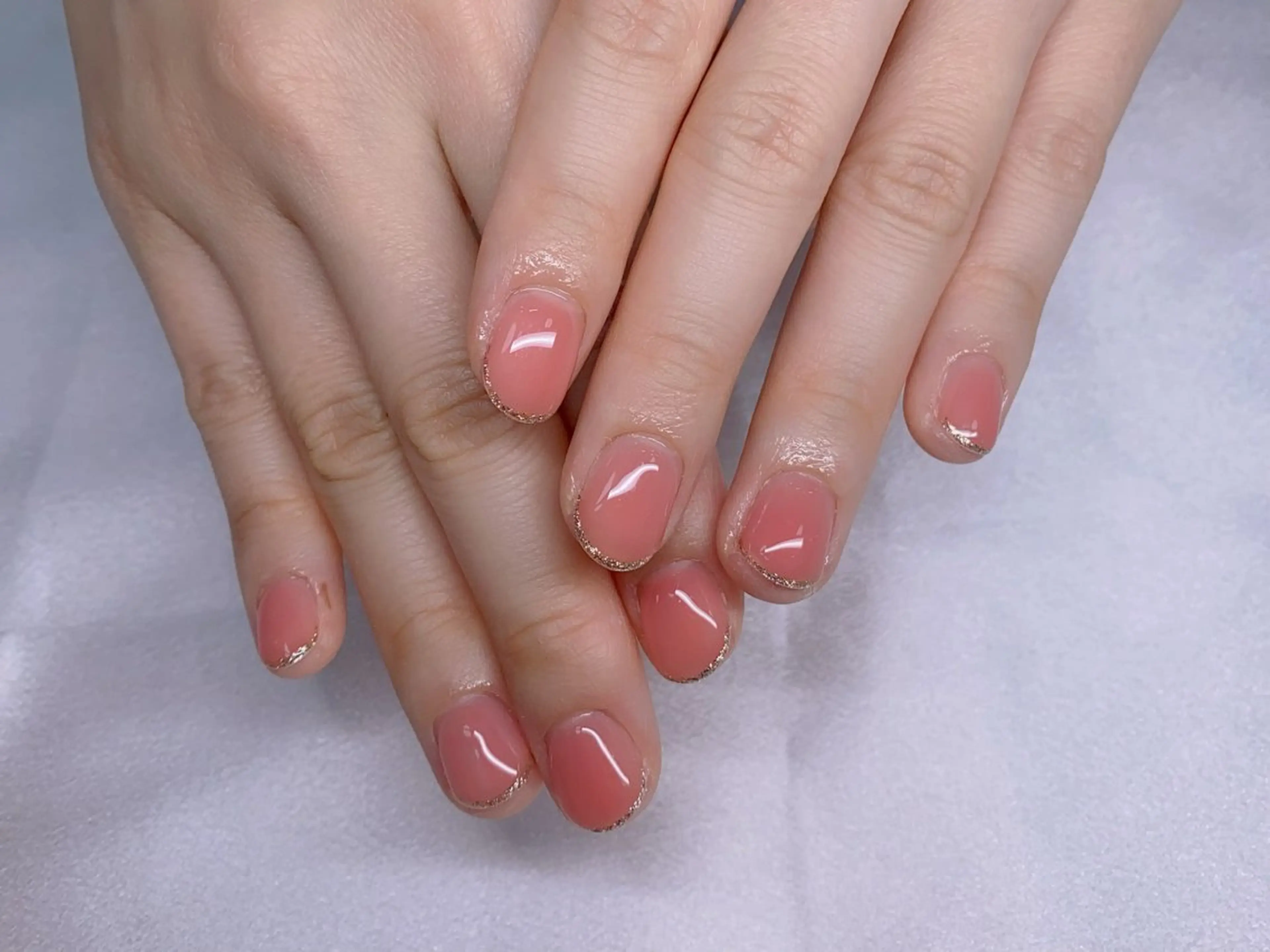 ネイル オーロラネイル 長さ出し フラッシュネイル フレンチネイル ジェルネイル ハンドネイル ETERNA Nail 銀座店【パラジェル/フィルイン/チップ長さだし/マグネット/ニュアンス】所属・ア カリのネイルデザイン