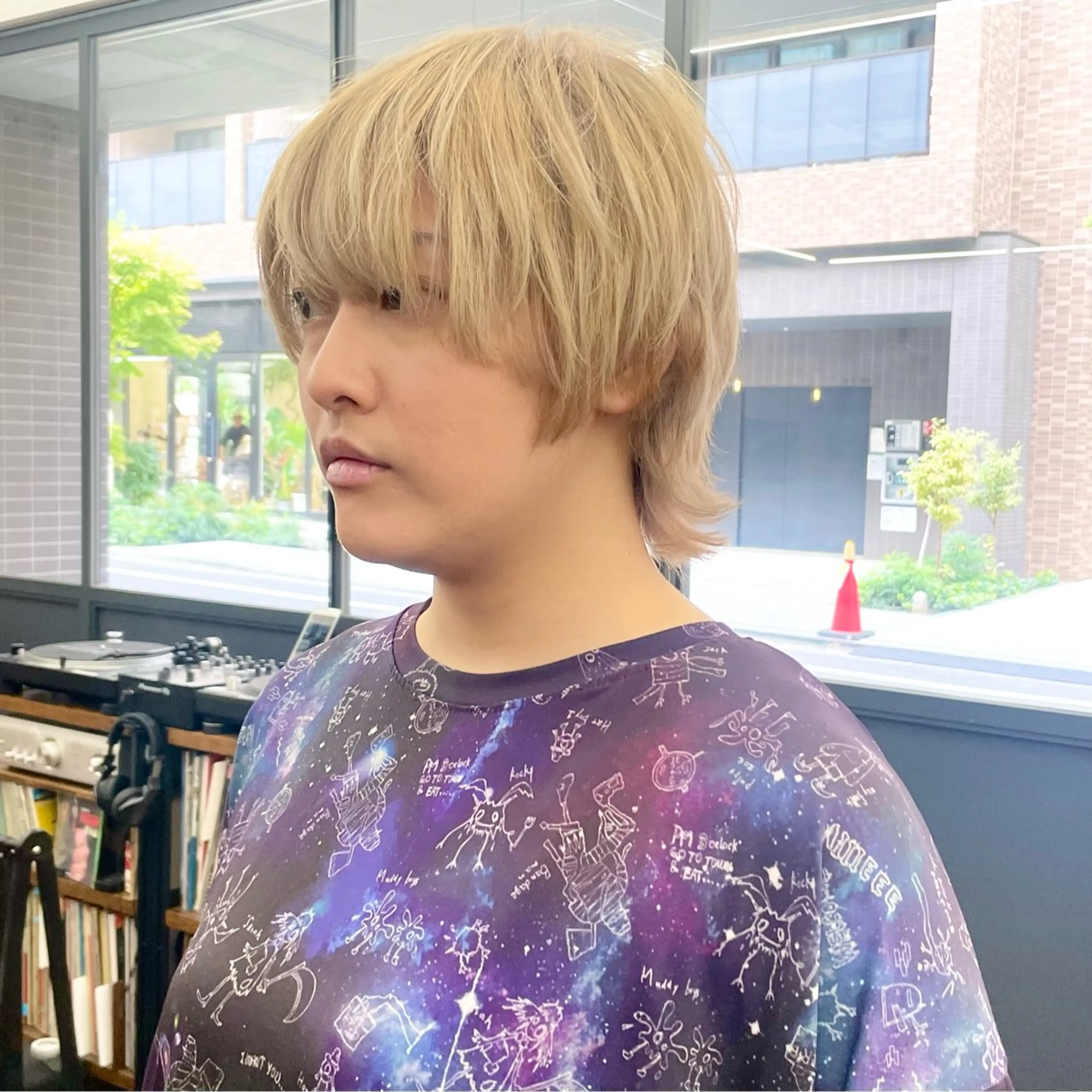 ショート カラー メンズ メンズブリーチ メンズウルフカット ベージュカラー ブリーチ ショートヘア カット ヘアカラー トリートメント ヘアセット ✂︎ウルフ・ショート ✂︎MIKUNIのヘアスタイル