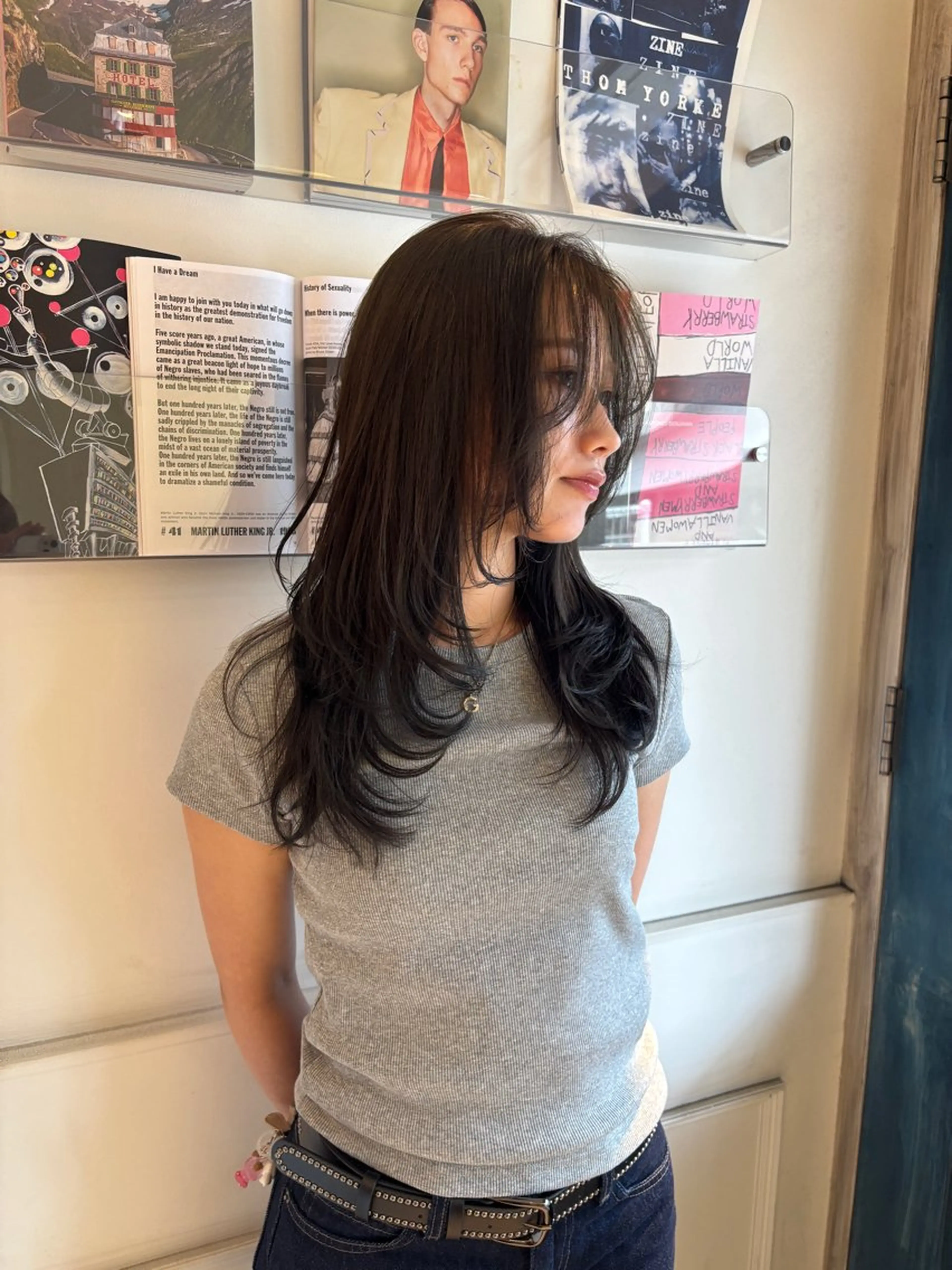 ロング レイヤーカット ヘアカラー saya🌿レイヤー カット/透明感カラーのヘアスタイル