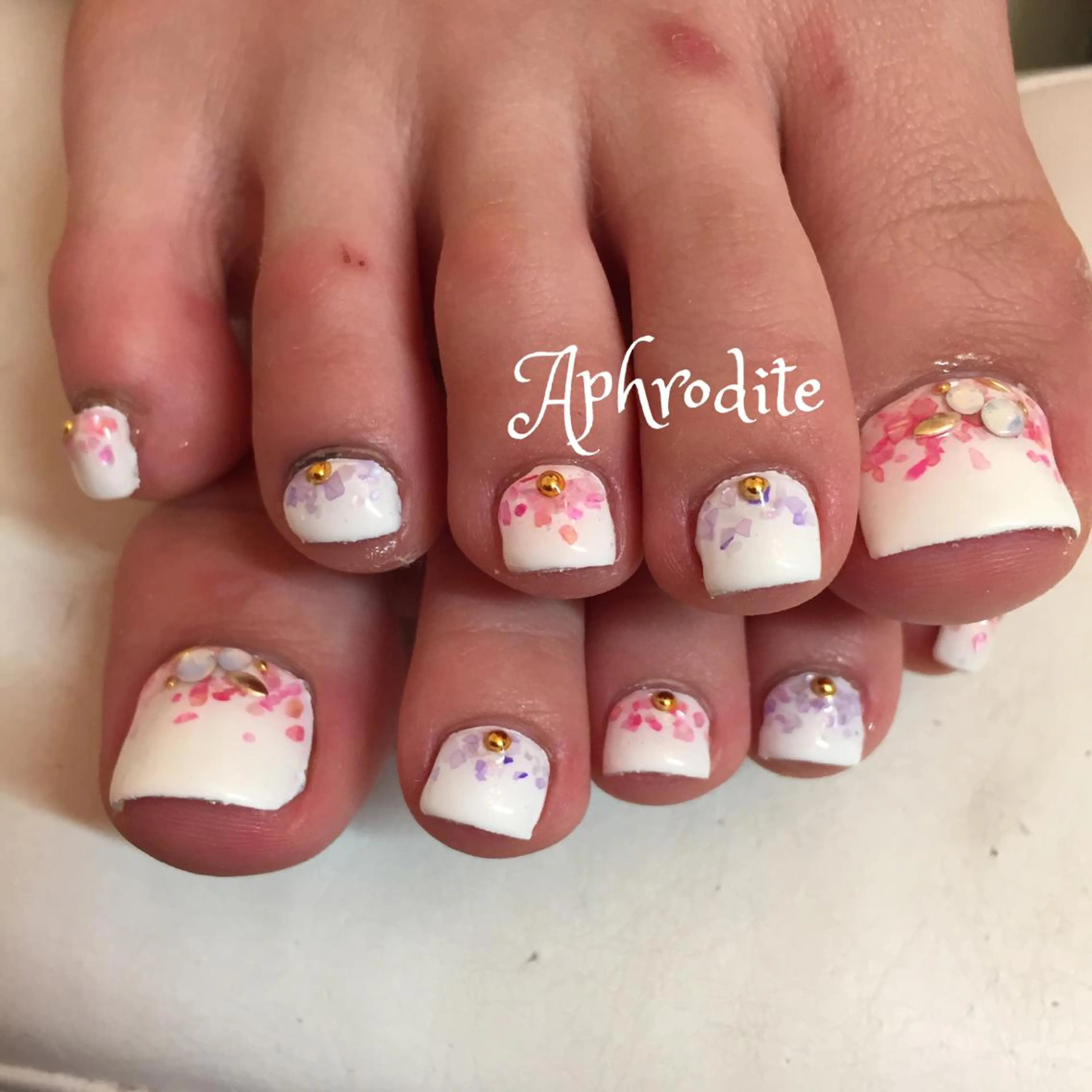 ネイル フットネイル Aphrodite パラジェル認定サロンのネイルデザイン