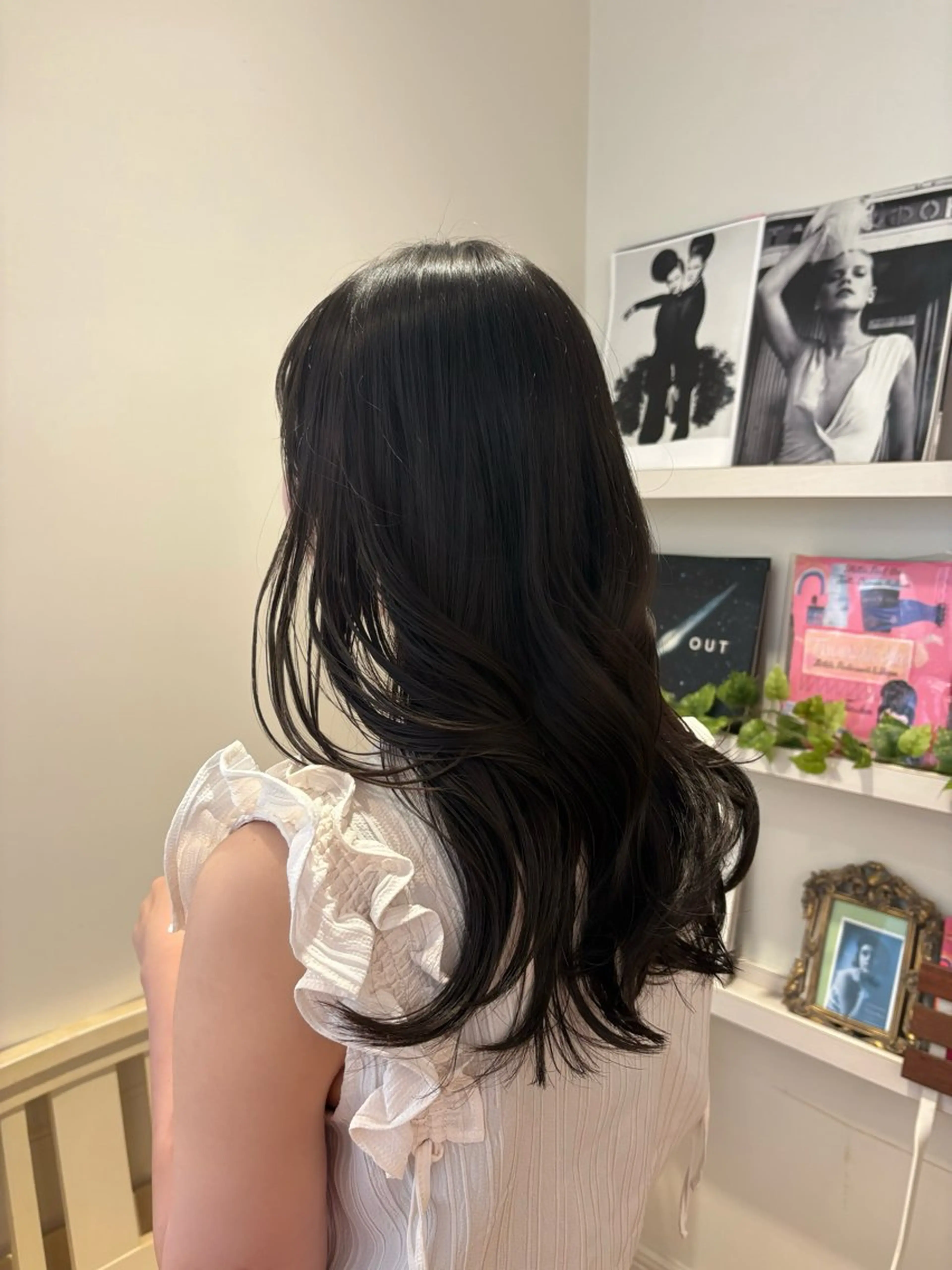 セミロング レイヤーカット カット ヘアカラー 🪞🛋 Kirara〰️のヘアスタイル