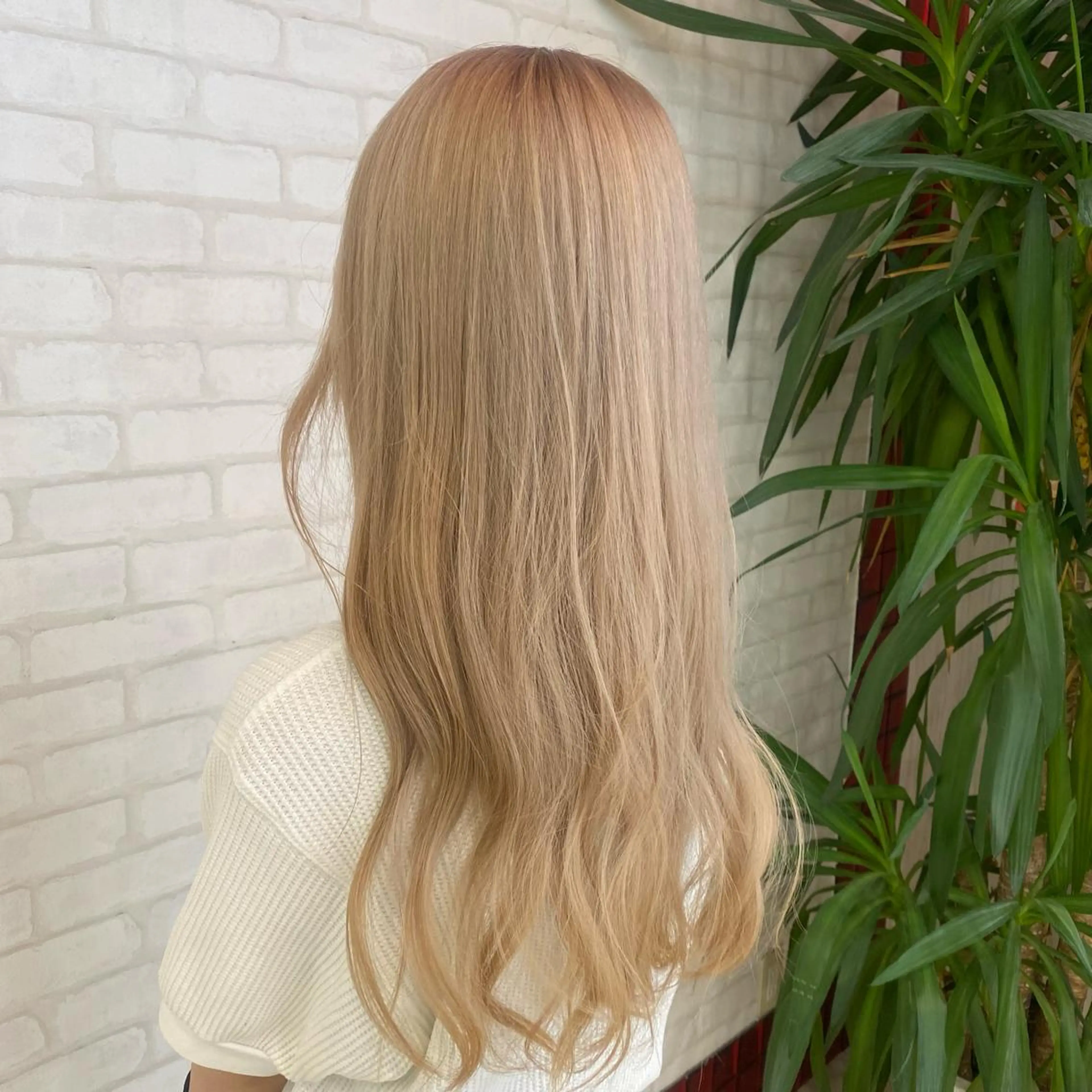 ロング カラー ノンダメージサロンBonheur銀座並木通り店所属・ULTOWA/銀座 ERIのヘアスタイル