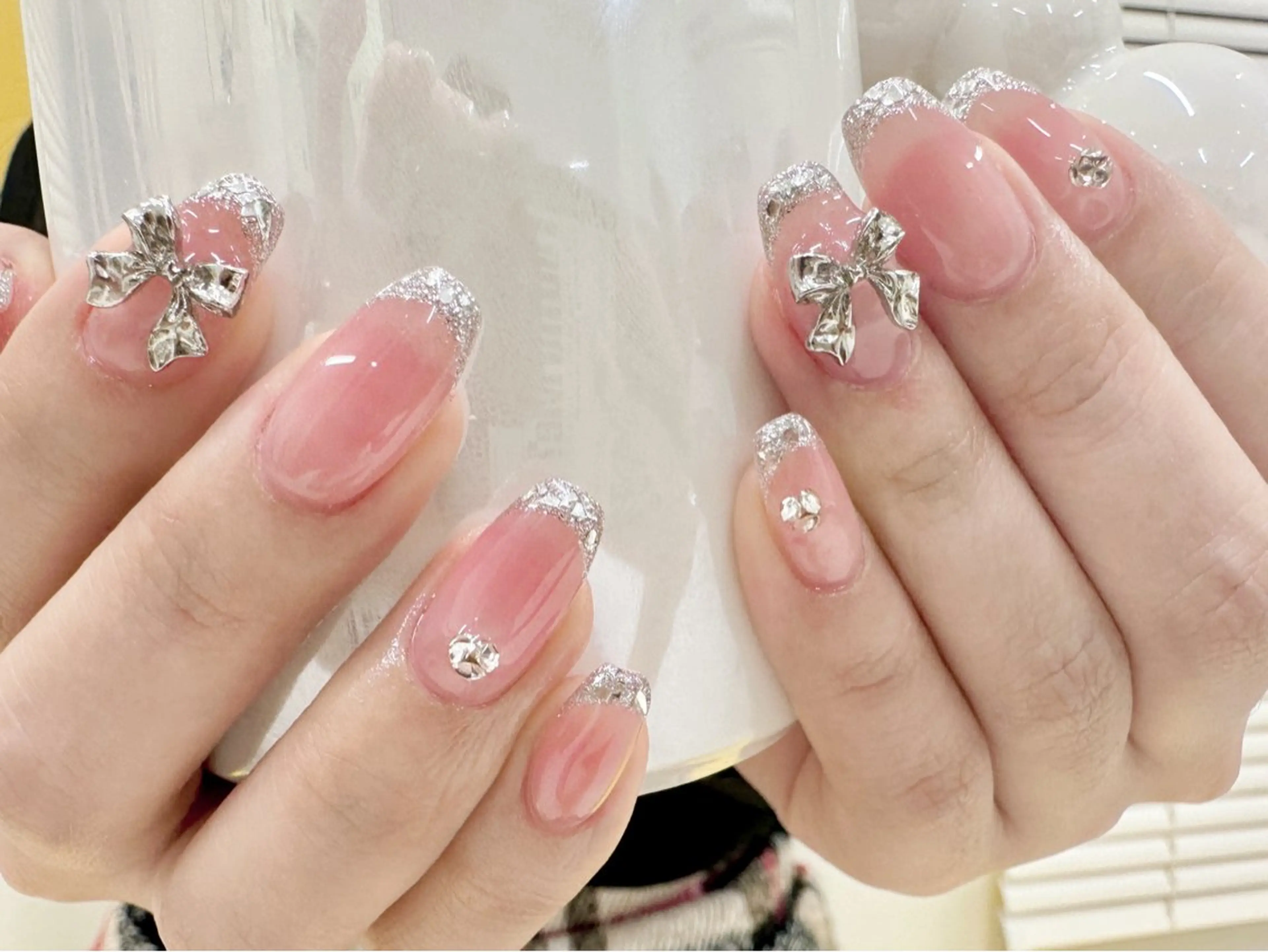 ネイル フレンチネイル キラキラネイル 韓国ネイル マグネットネイル ピンク LE REVE nailsalonのネイルデザイン