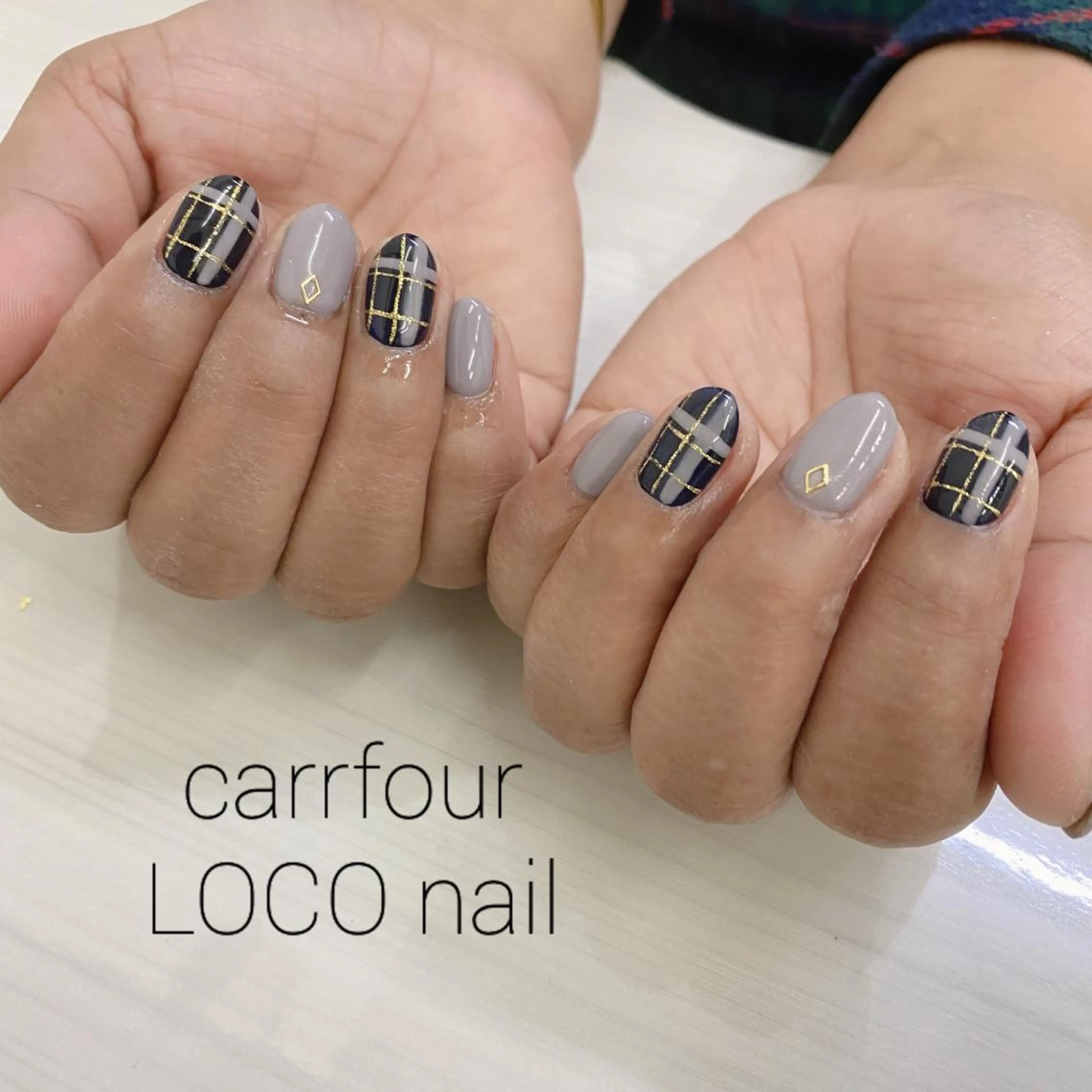 ネイル 中村 麻衣のネイルデザイン