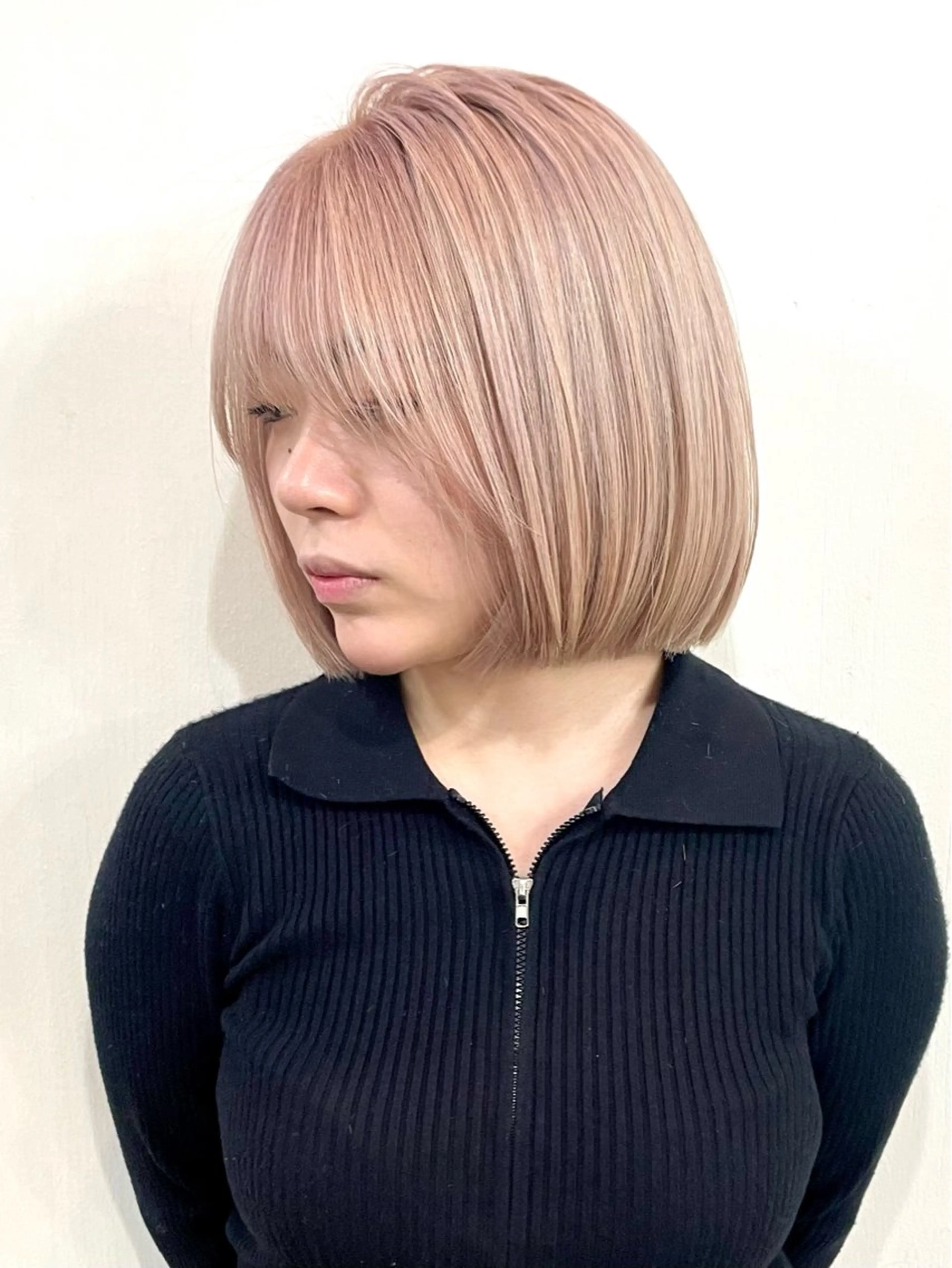 ショート カラー ヘアアレンジ ベージュカラー ボブ 💐ナチュラルヘア Kroda💐のヘアスタイル