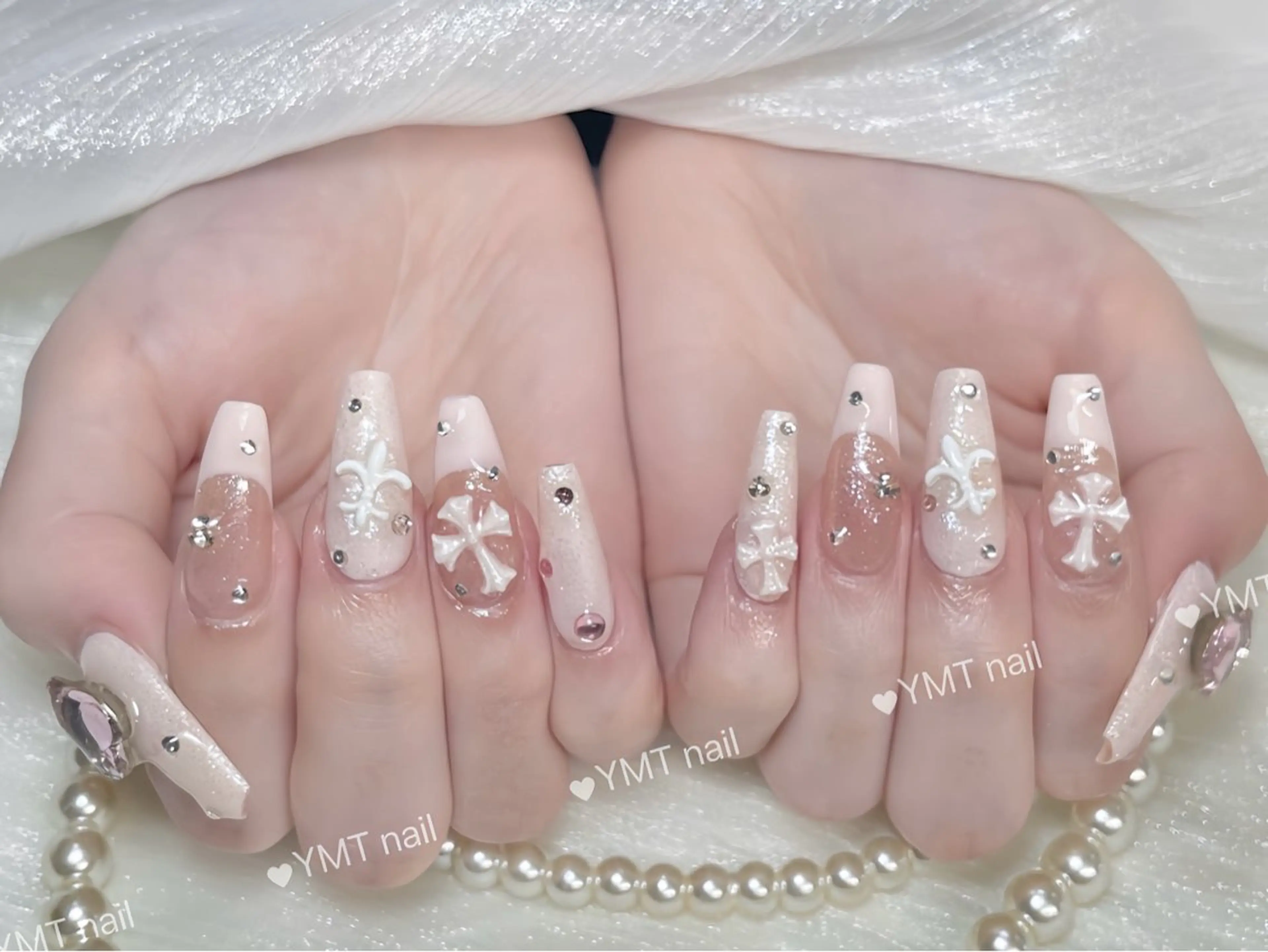 ネイル 長さ出し フットネイル ジェルネイル 韓国ネイル マグネットネイル ハンドネイル YMT NailStudioのネイルデザイン