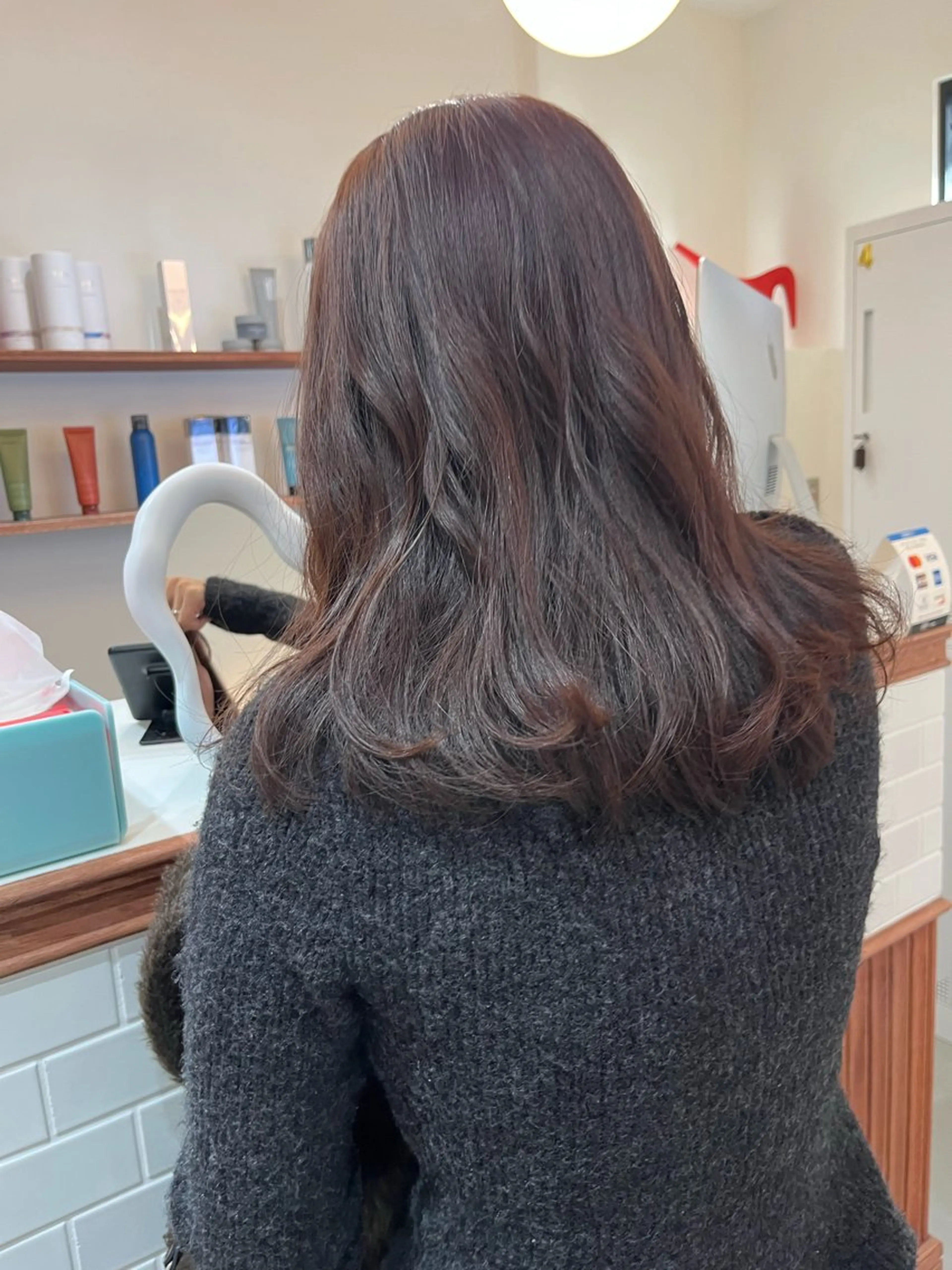 セミロング ヘアカラー 透明感カラー♡ 岡部瑠里のヘアスタイル