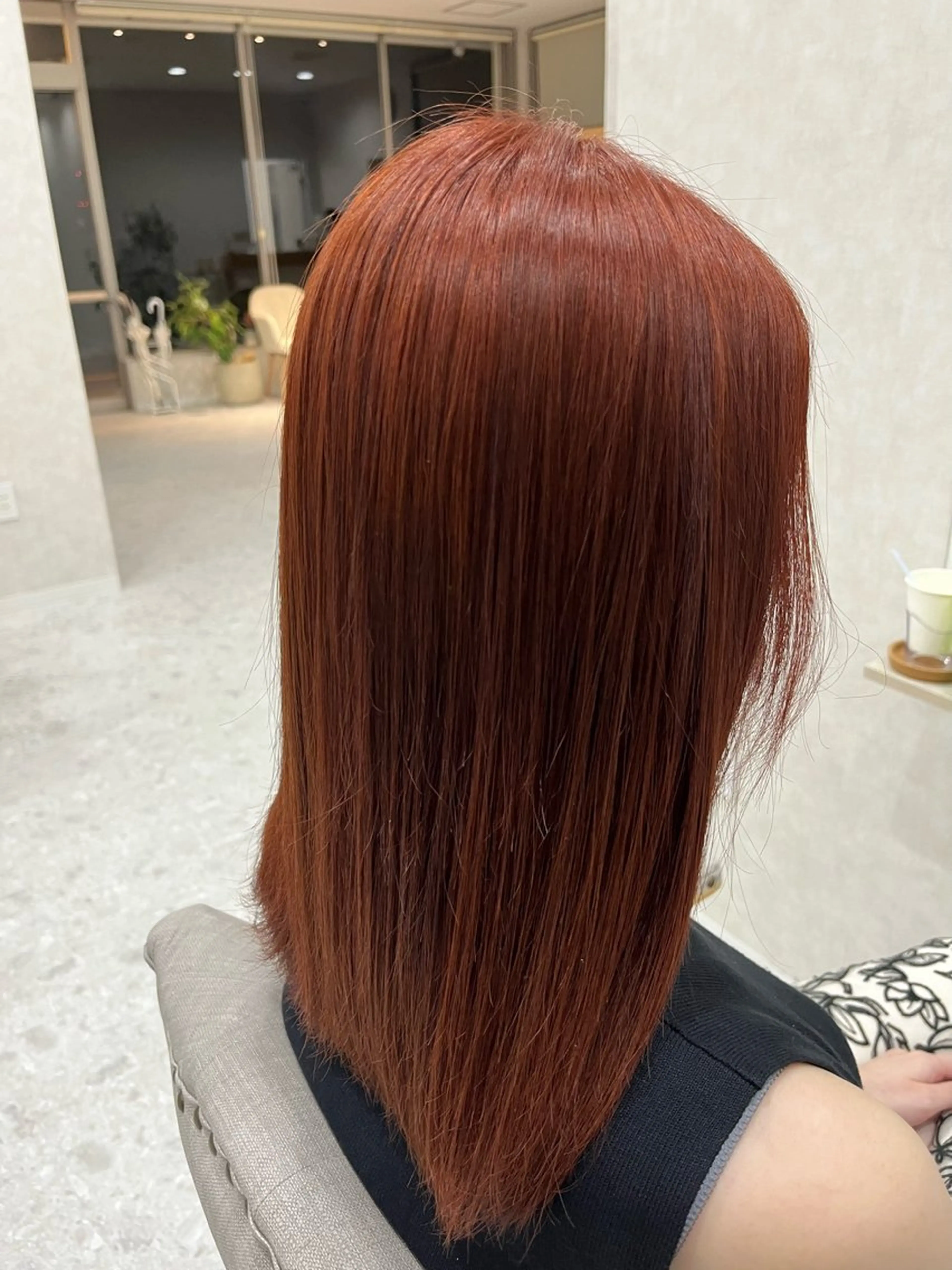 カラー ブリーチ ダブルカラー ブリーチなしカラー オレンジ オレンジレッド ROEN ryokaのヘアスタイル