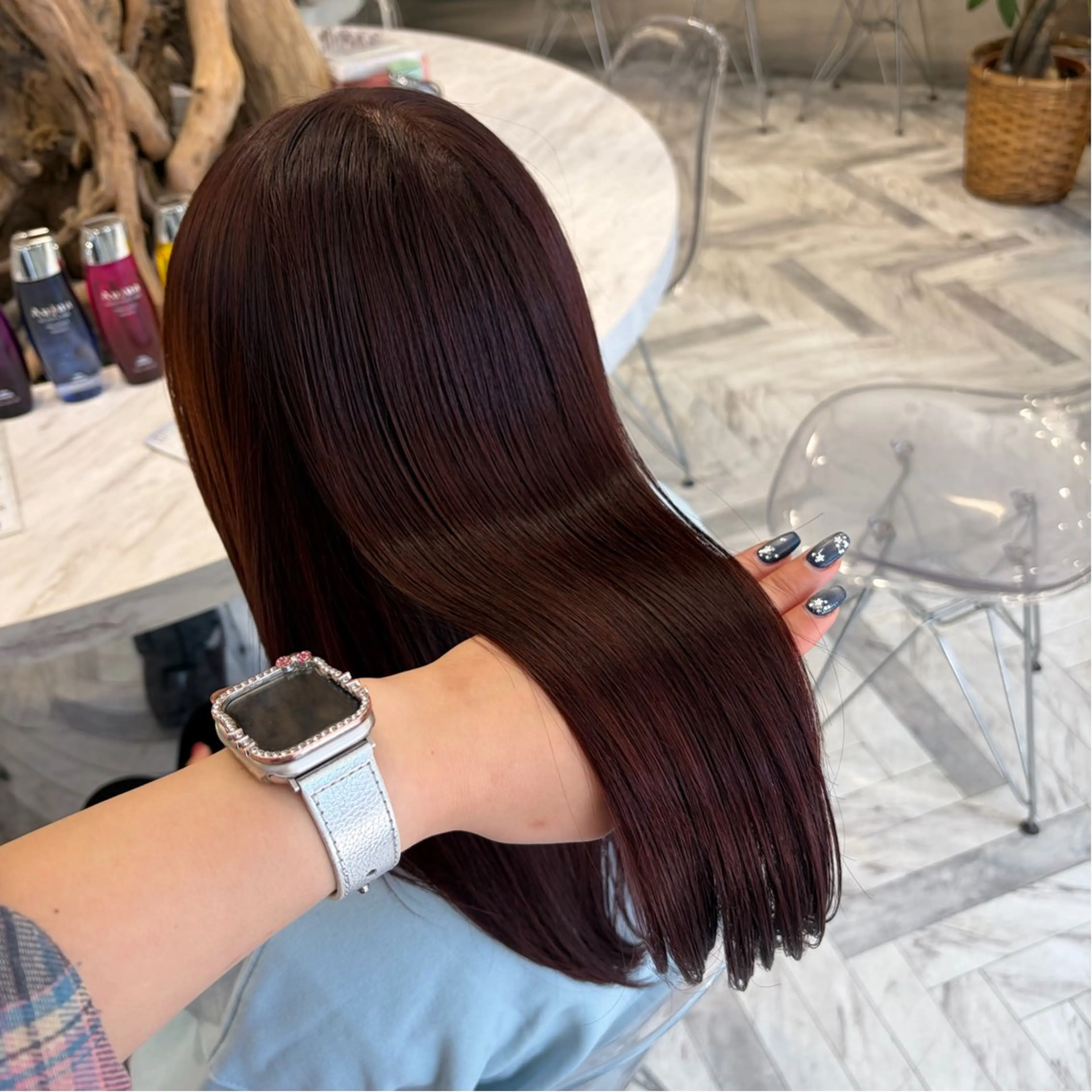 セミロング カラー ヘアカラー ななみ.⋆𝜗𝜚 艶カラー/まつパのヘアスタイル