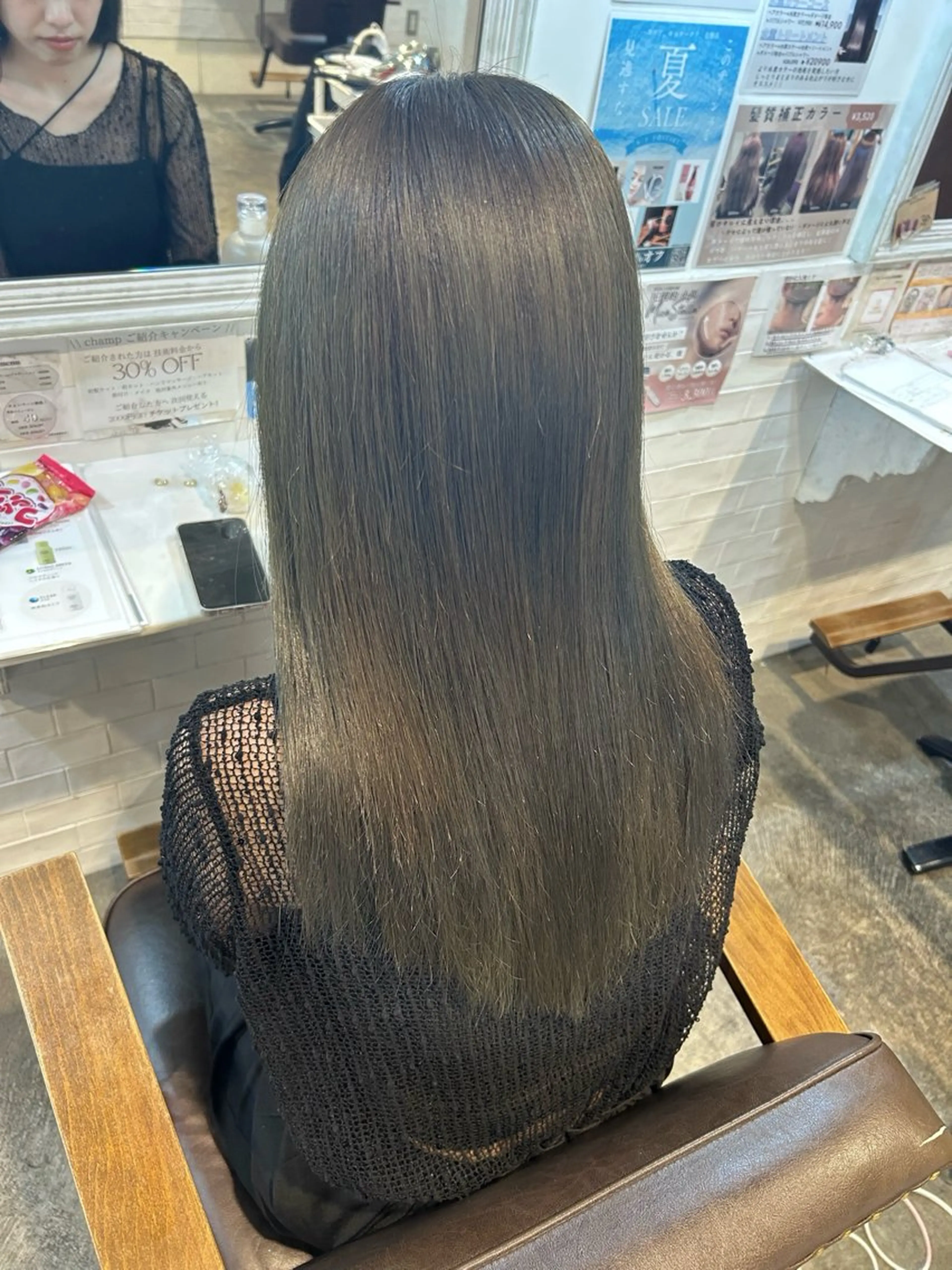 カラー オリーブカラー 中島 花彩のヘアスタイル