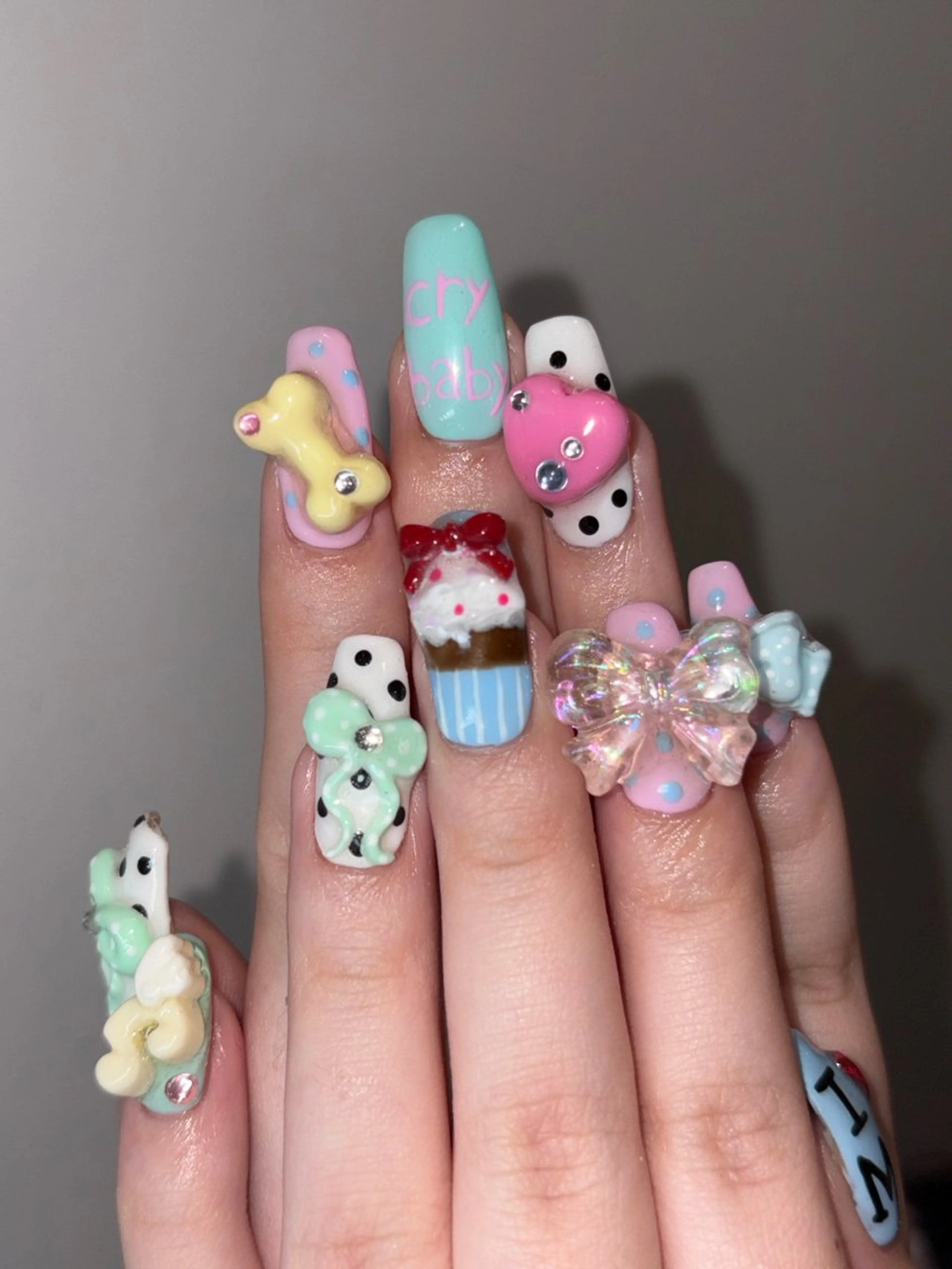 ネイル 👽個性派ネイル🎀 komachiのマツエク・マツパデザイン