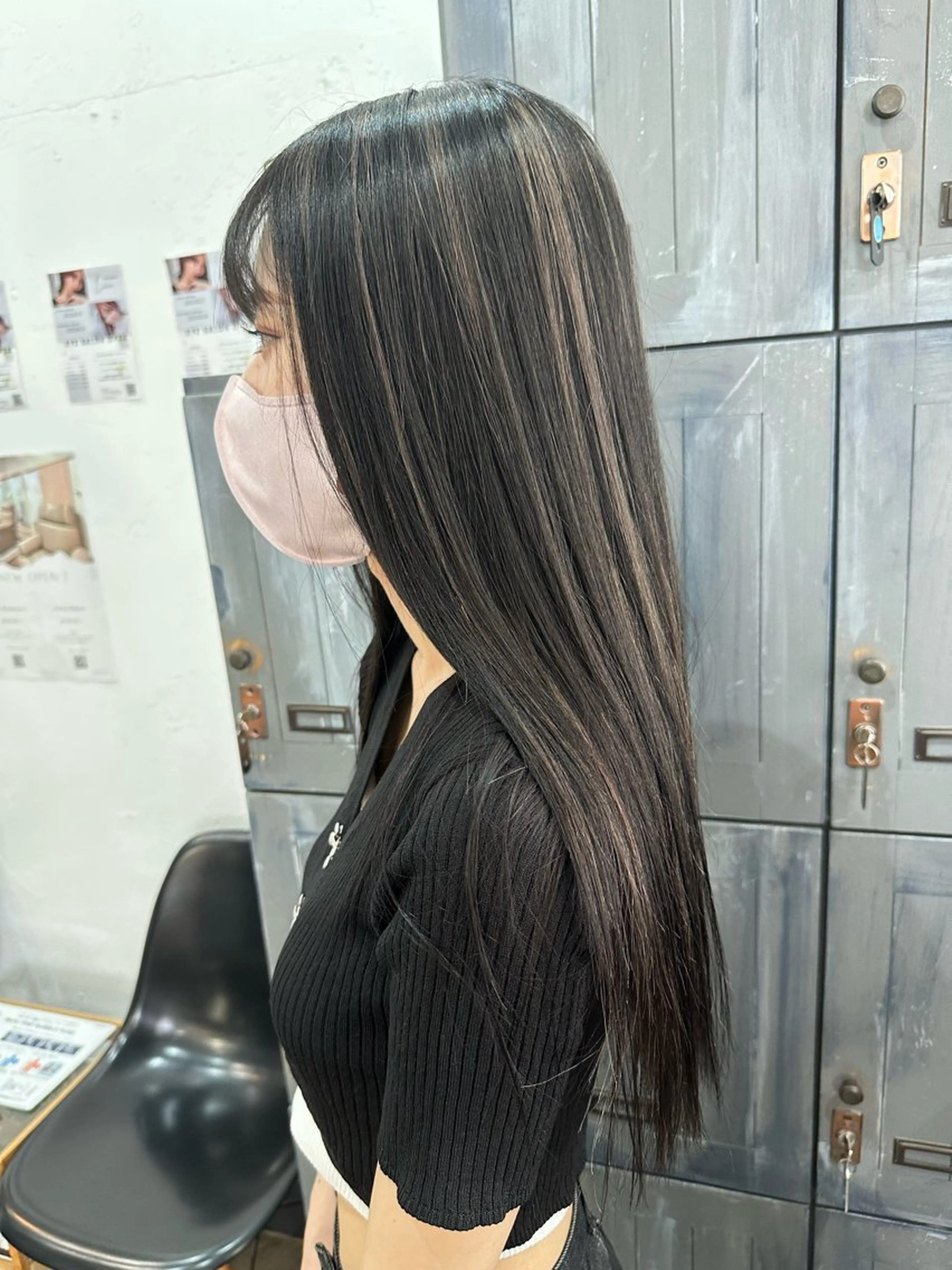 ロング カラー 大内 志穂のヘアスタイル