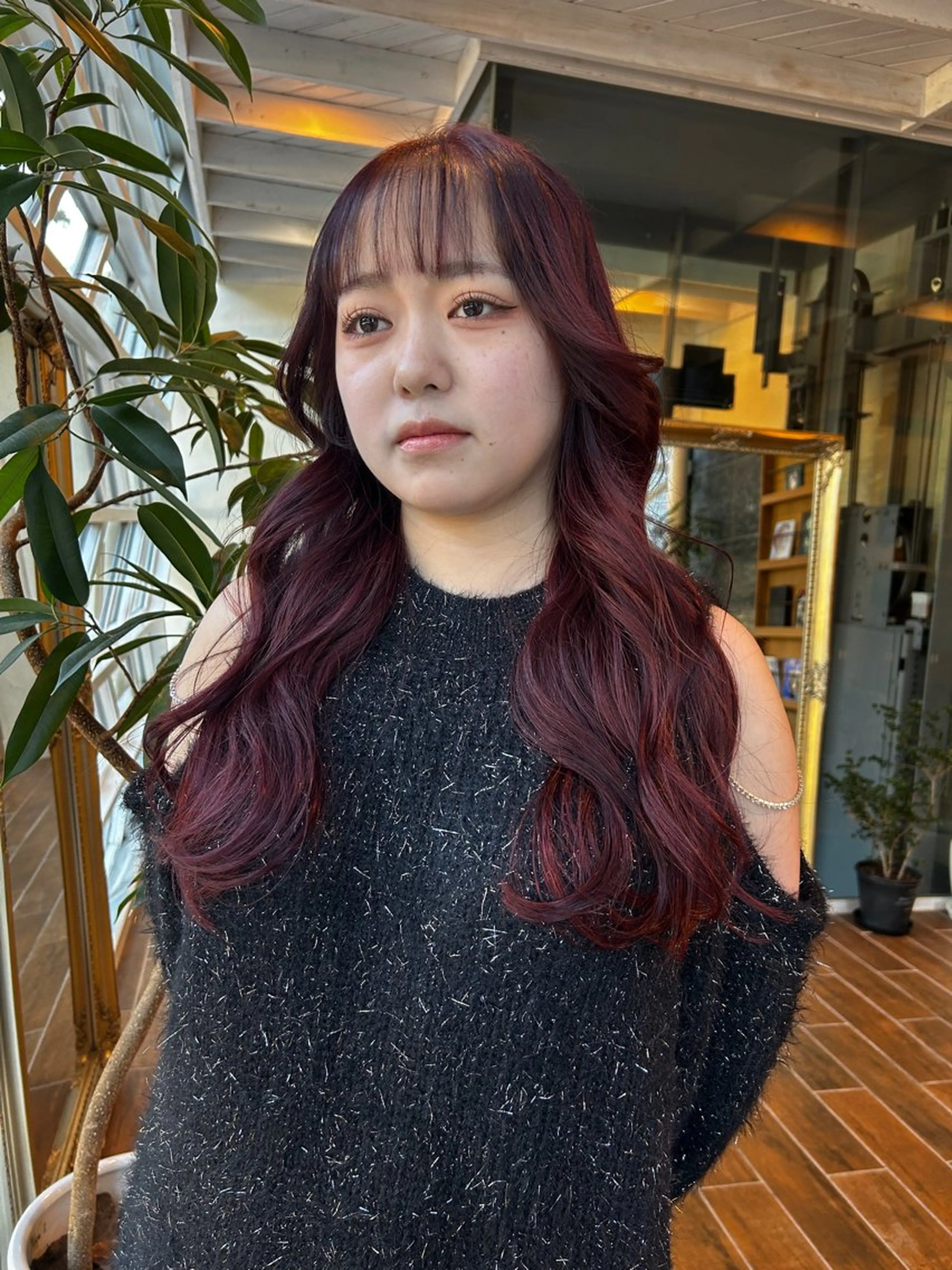 ロング カラー カット ヘアカラー 西 優衣奈のヘアスタイル