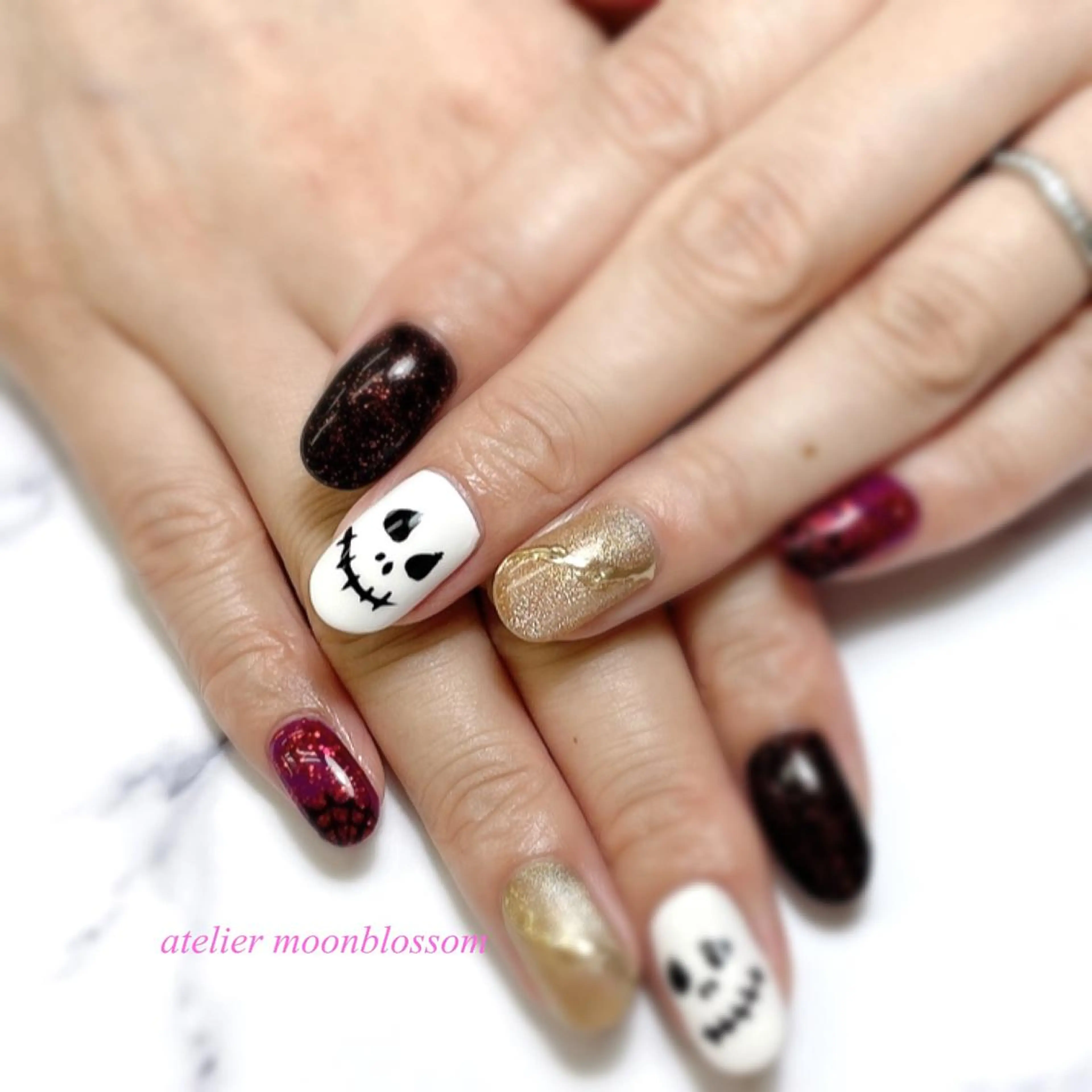 ネイル アトリエ ムーンブロッサムのネイルデザイン