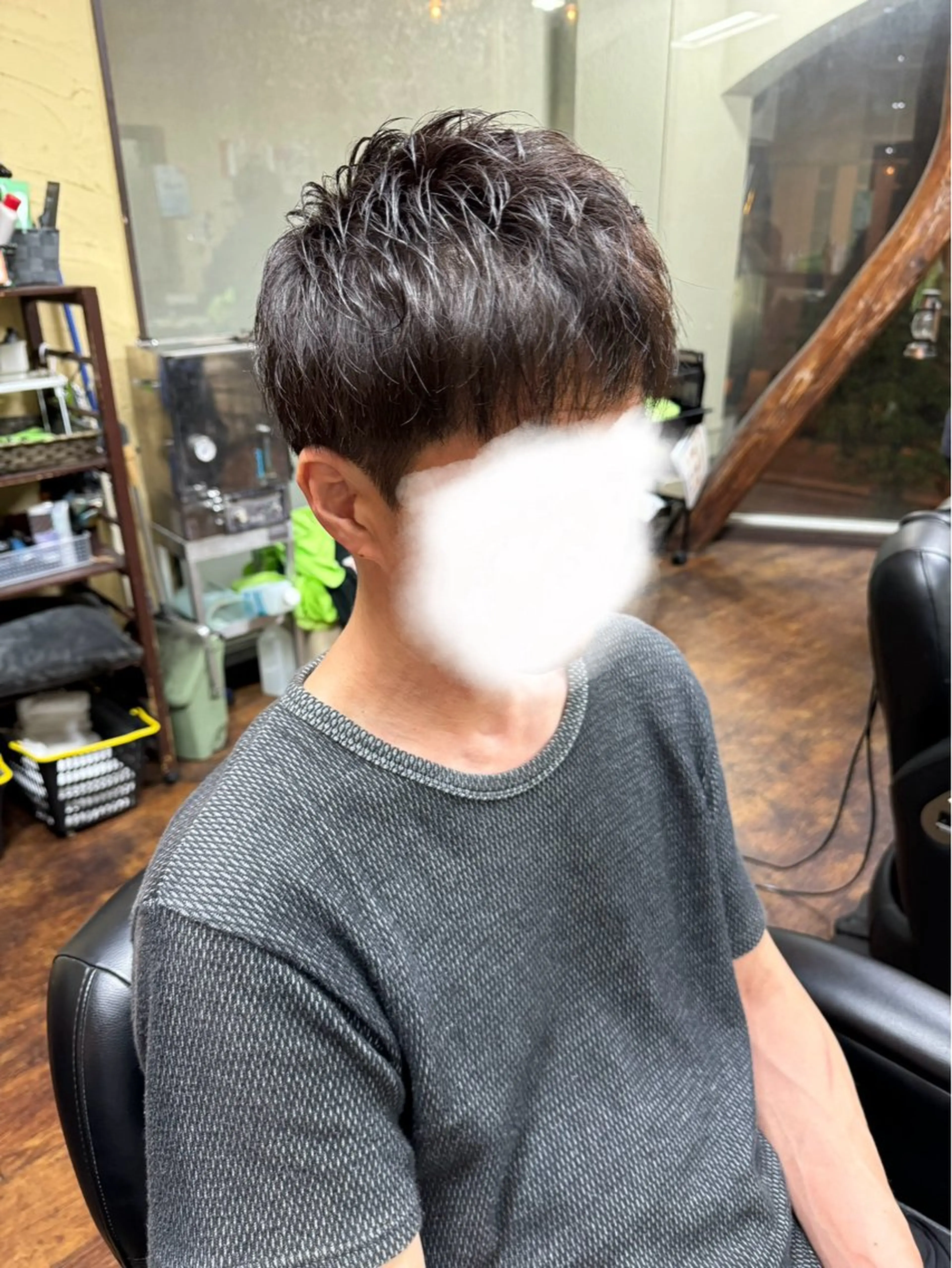 ミディアム カット ヘアカラー 中島 視温のヘアスタイル