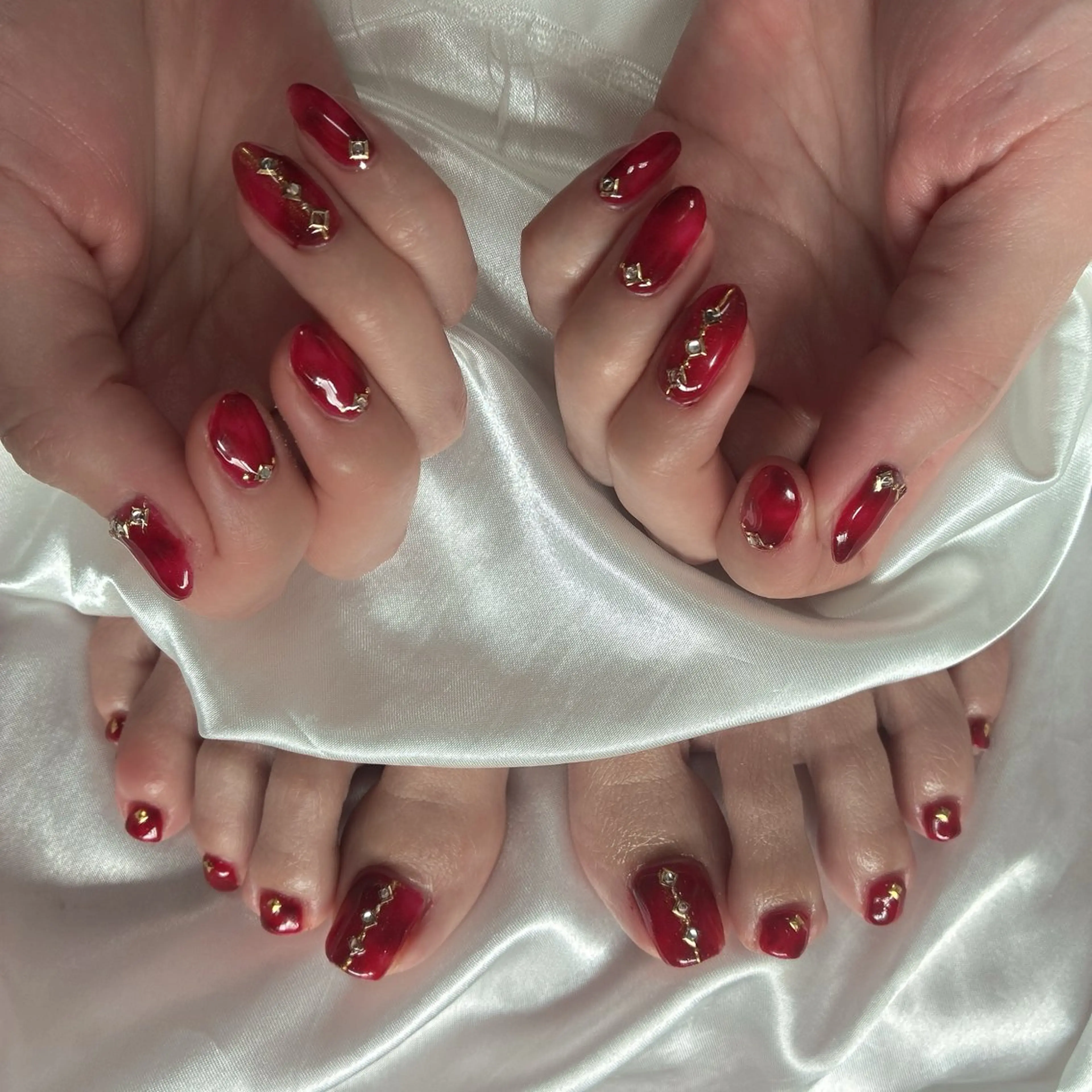 ネイル フットネイル ハンドネイル フットネイル Adite nailのネイルデザイン