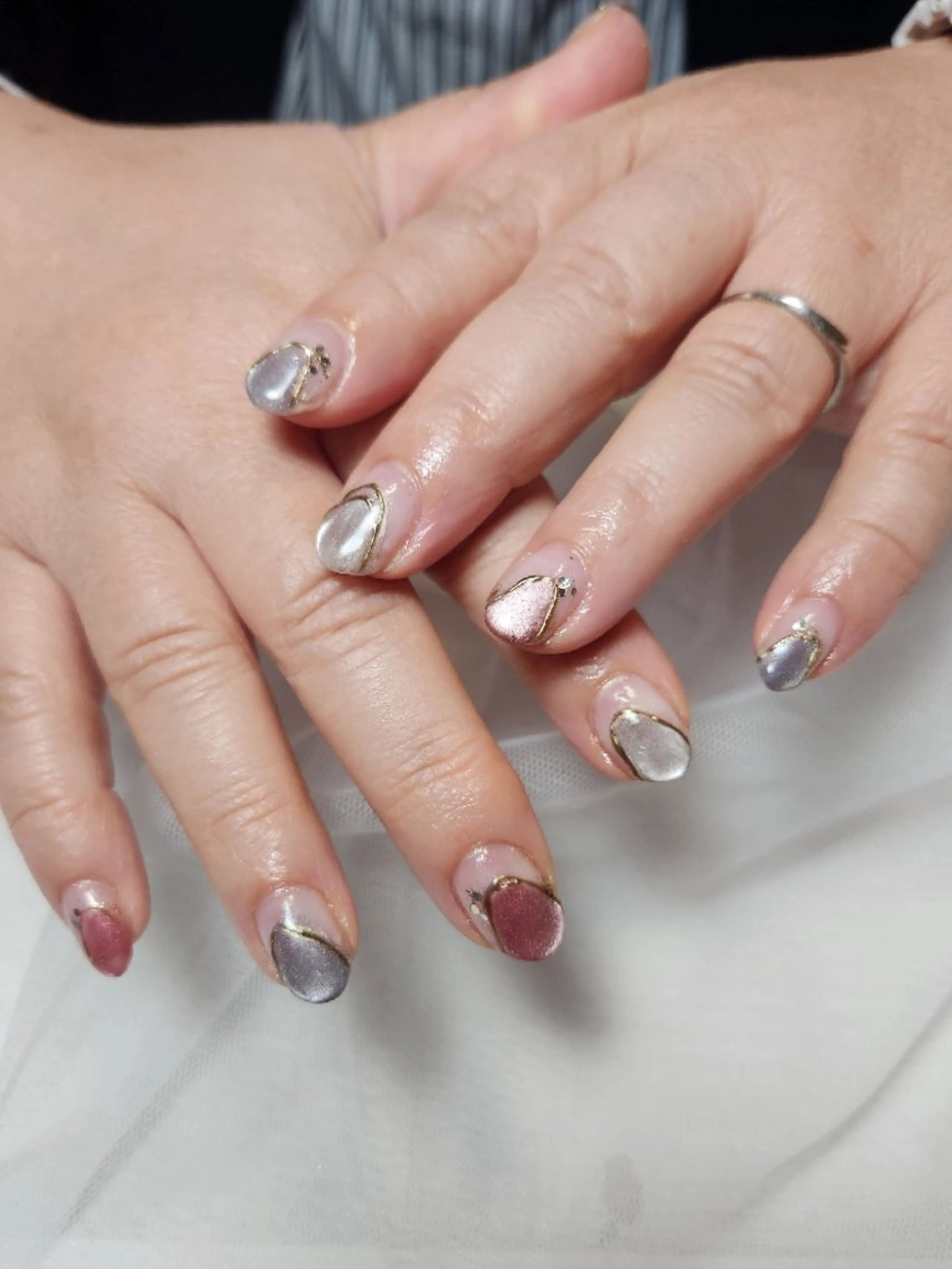 ネイル ジェルネイル キラキラネイル マグネットネイル ミラーネイル ニュアンスネイル Nailroom3  古屋明美のネイルデザイン