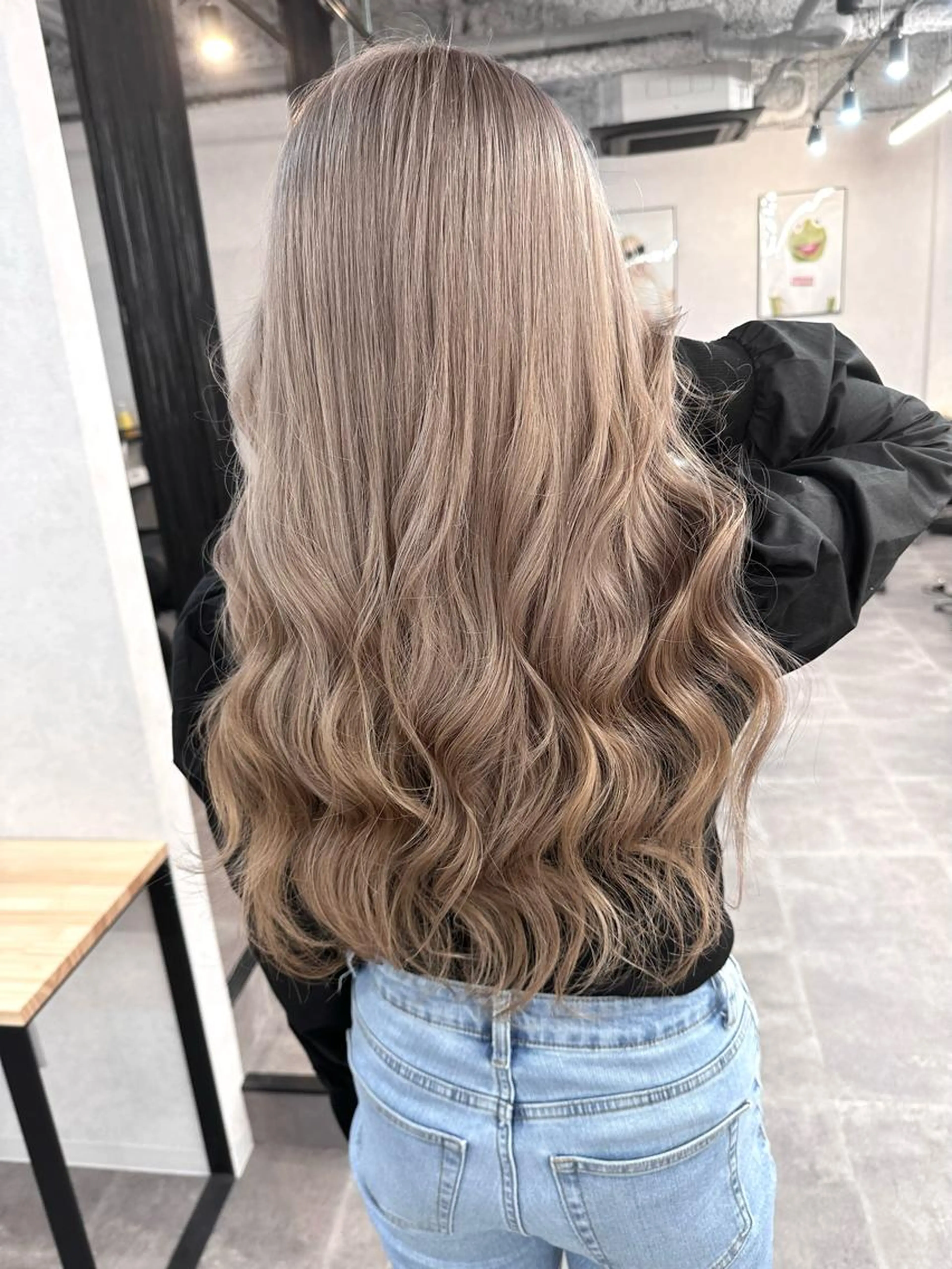 【女性限定👸全体を明るくして長さも欲しい方はこちら💁‍♀️】ダブルカラー+『最高級品質人毛100％』60本の写真