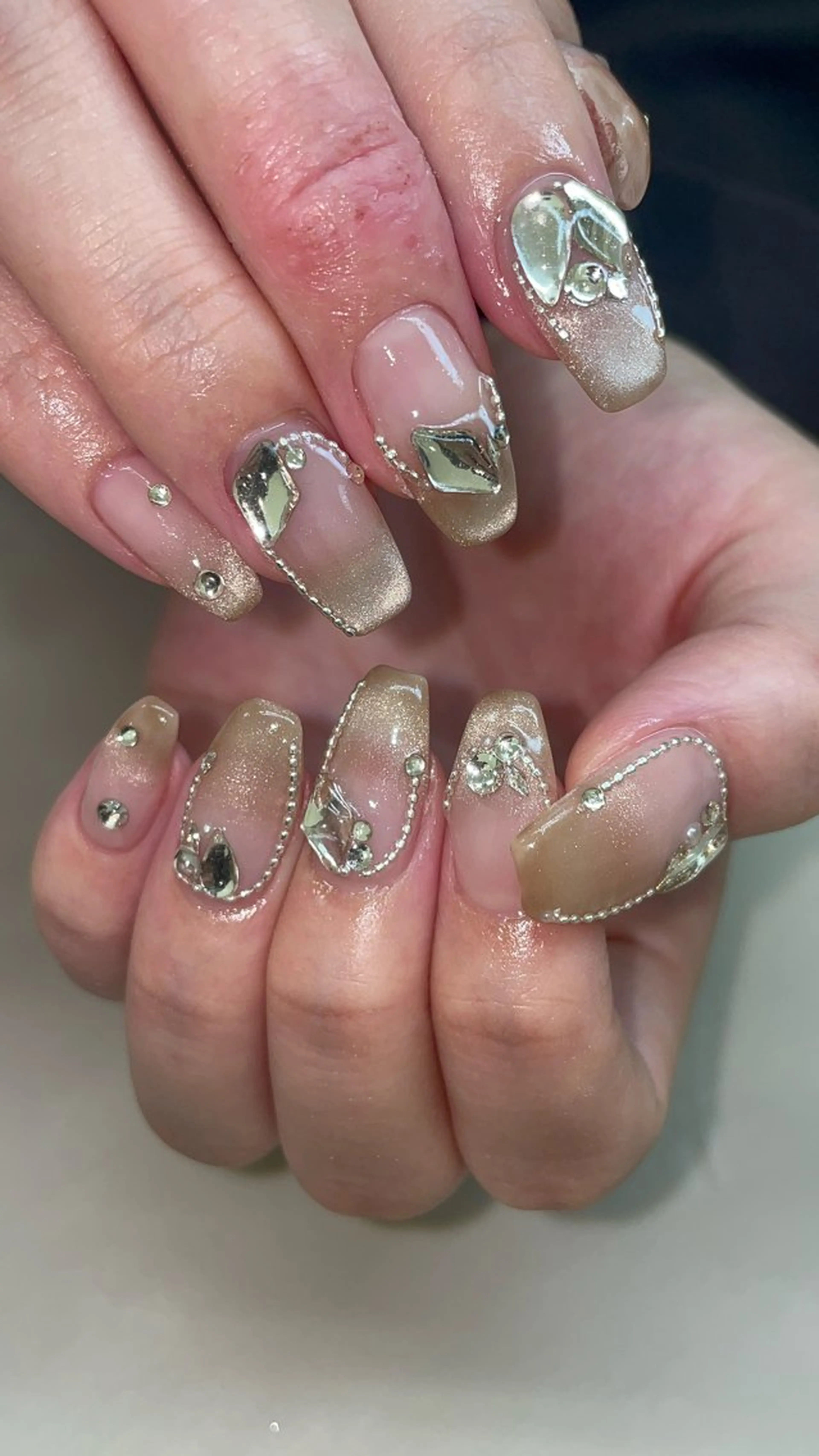 ネイル ハンドネイル Hisaka Mikiのネイルデザイン