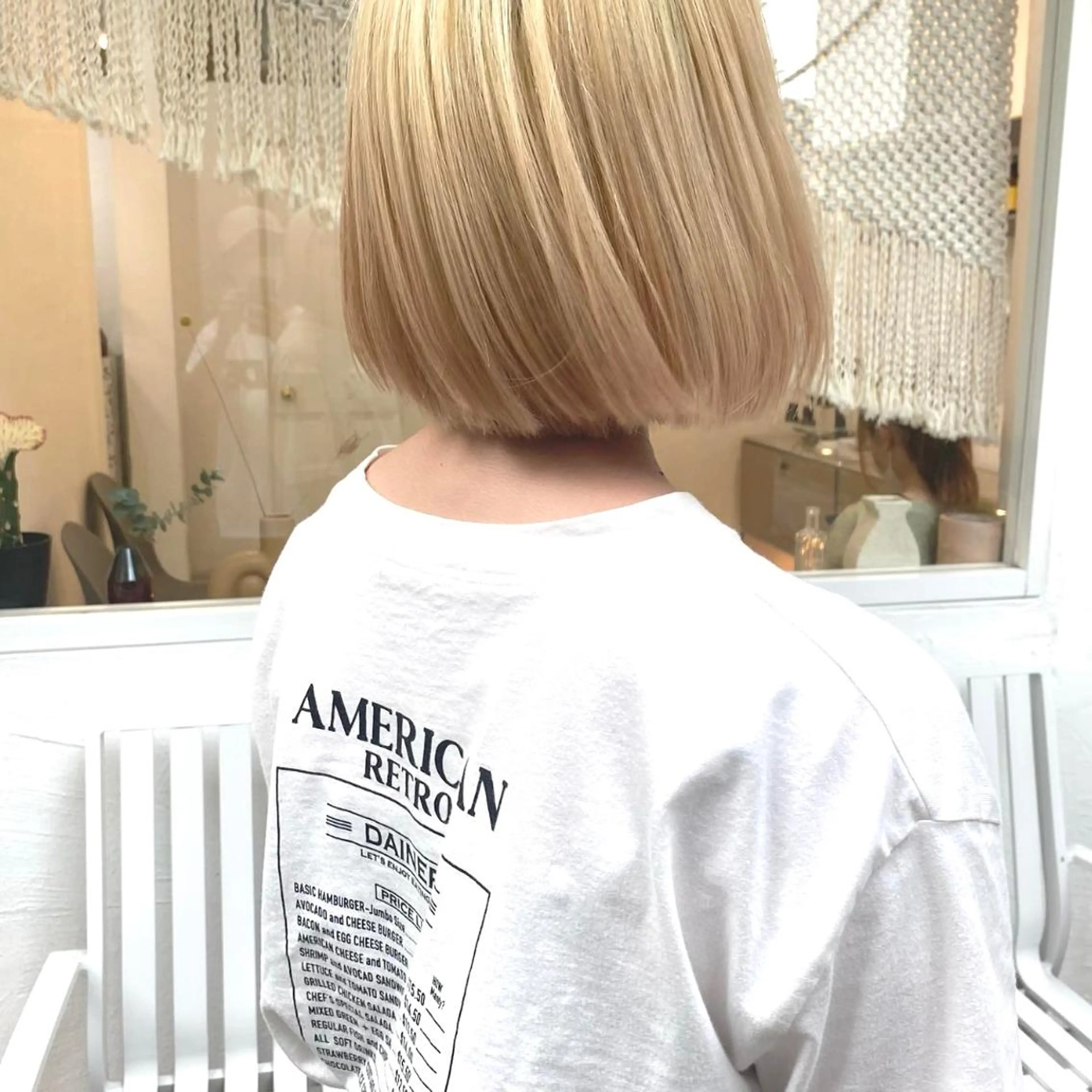 ショート カラー ブリーチカラーが人気 onnuのヘアスタイル