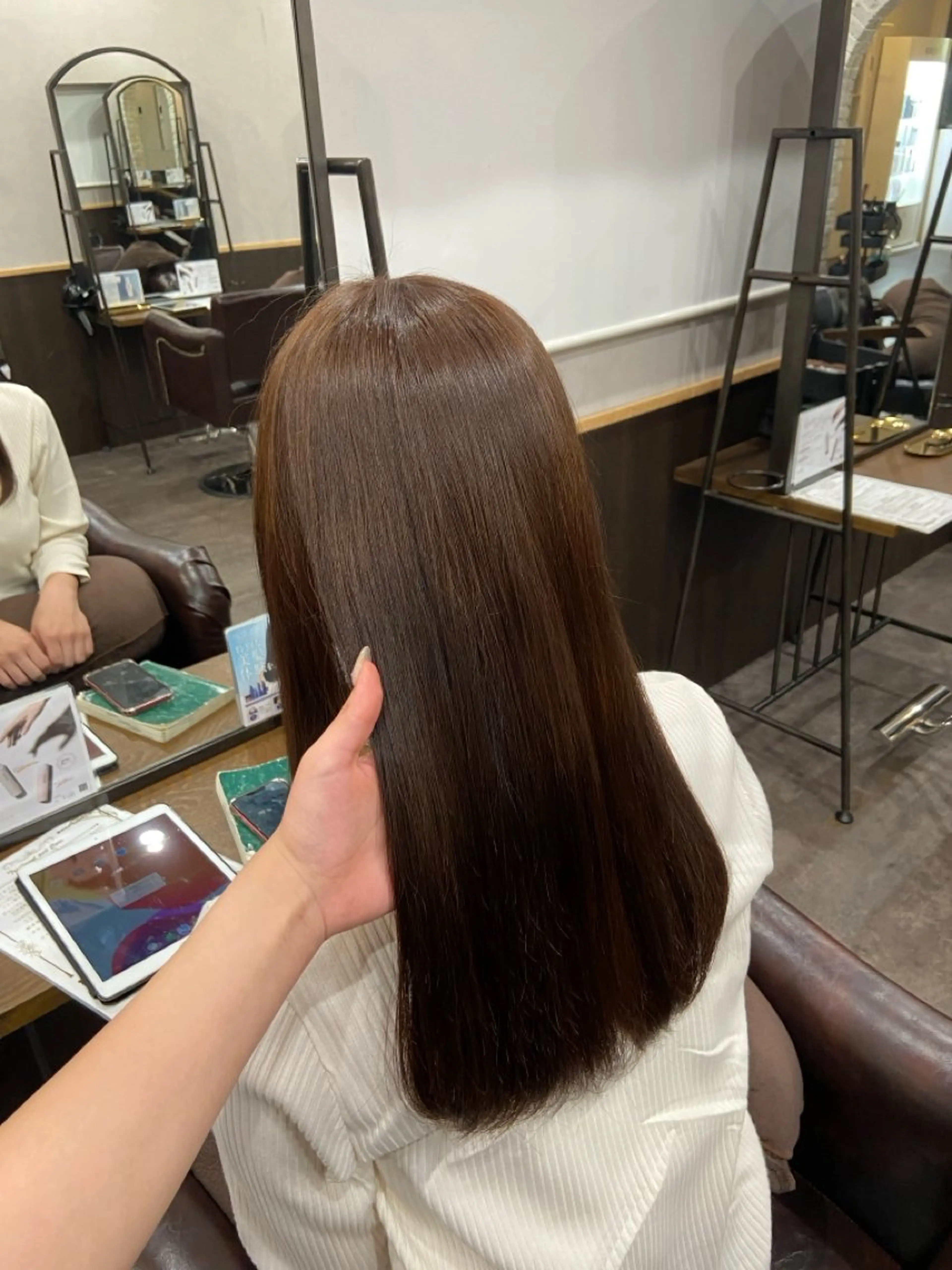 カラー Mejia Riseのヘアスタイル