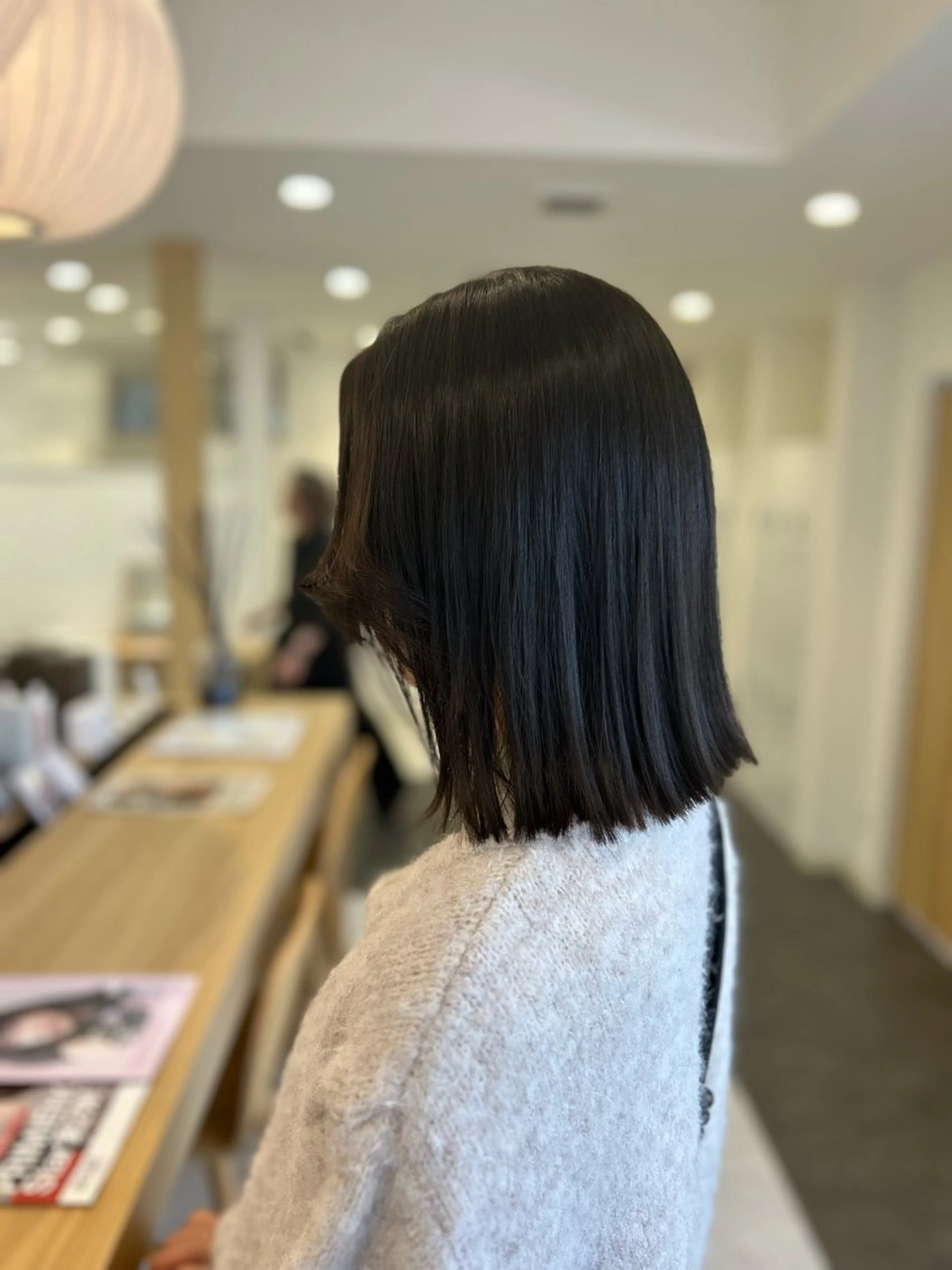 ミディアム カラー AFLOAT SAYURIのヘアスタイル
